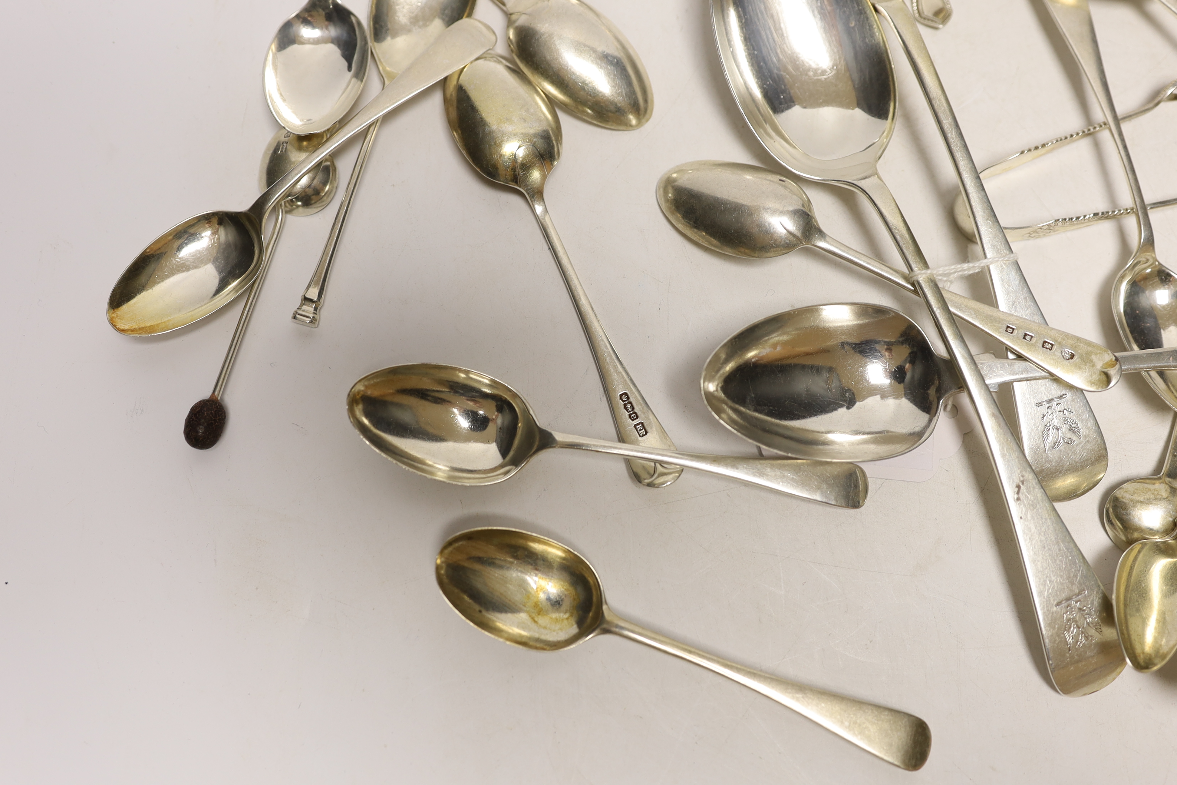 A quantity of assorted mainly silver flatware including teaspoons, table spoons, condiment spoons - Image 2 of 4