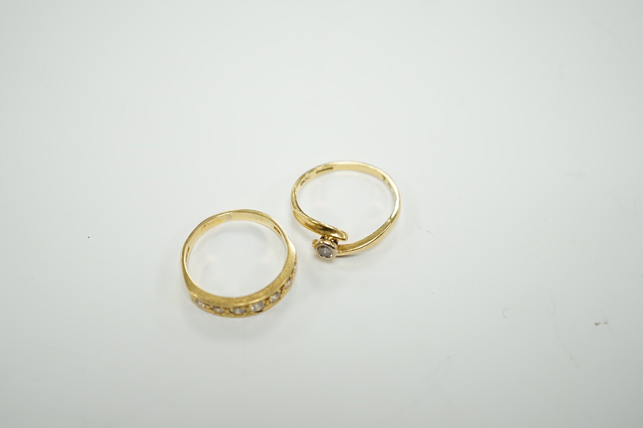 A modern 18ct gold and graduated seven stone diamond set half hoop ring, size O and a similar - Image 7 of 10