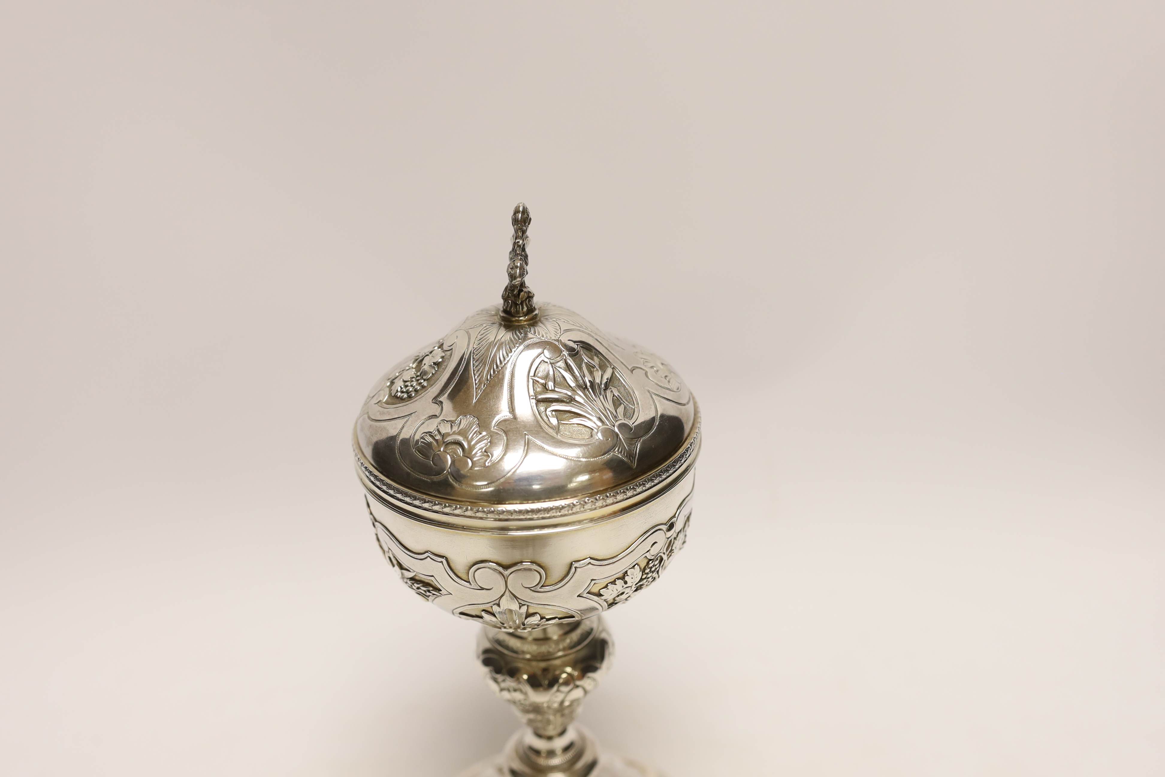 A late 19th/early 20th century French 950 standard white metal ciborium and cover, maker ?T, - Image 3 of 5