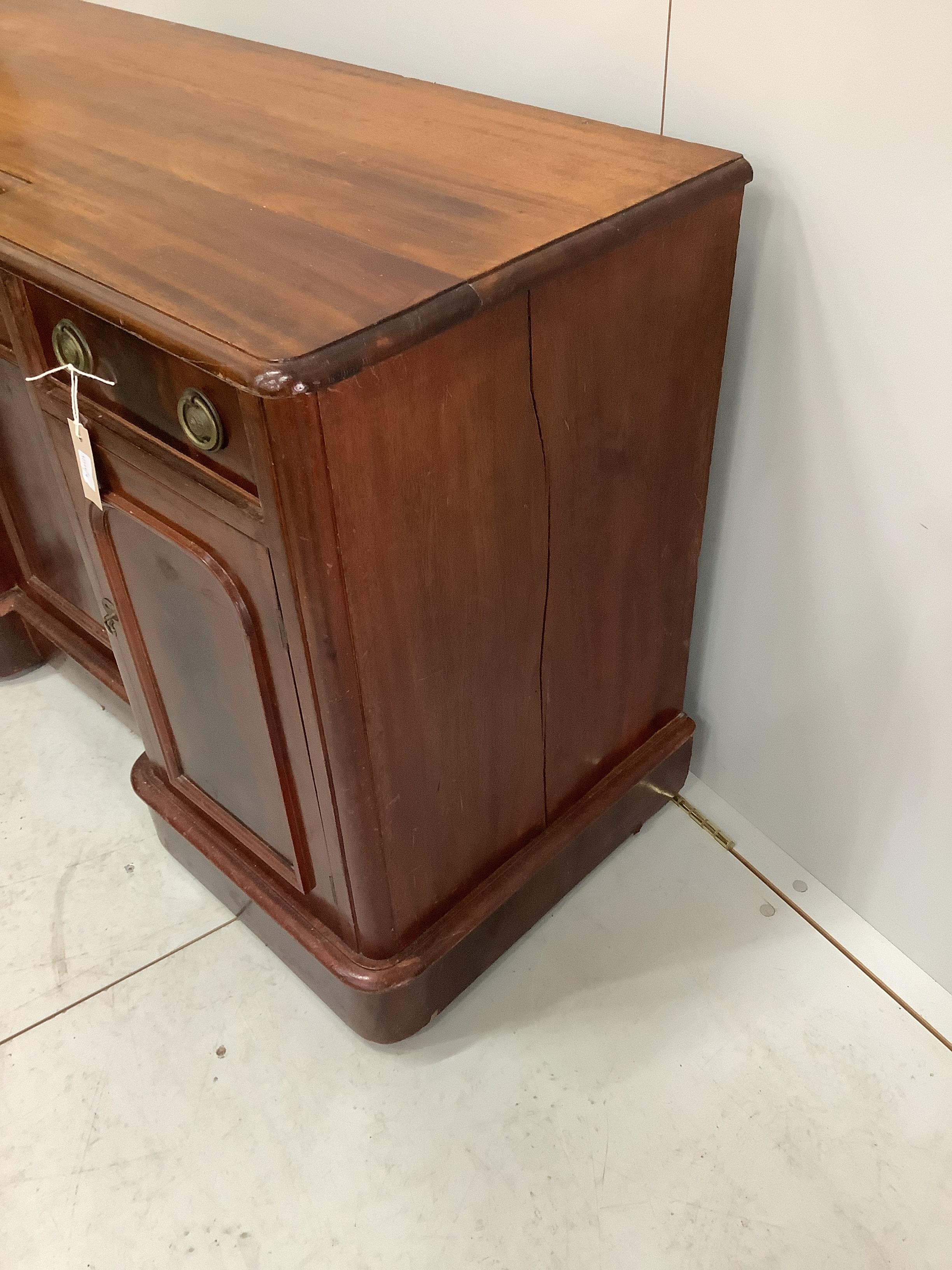 A Victorian inverse breakfront mahogany sideboard, width 124cm, depth 48cm, height 76cm - Image 2 of 3