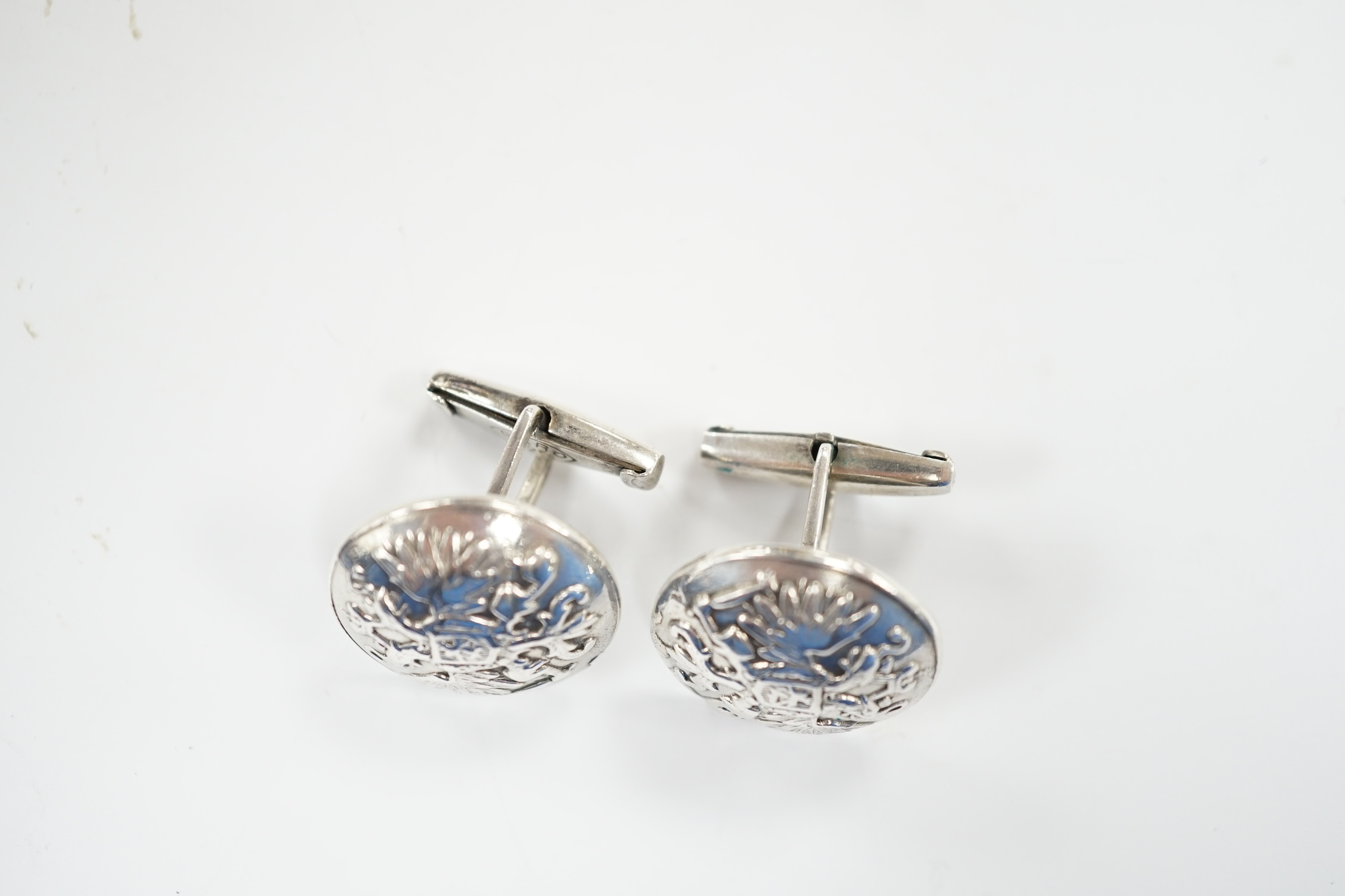 A pair of Russian 925 circular button cufflinks, embossed with the Coat of Arms of Russia, verso - Image 3 of 4