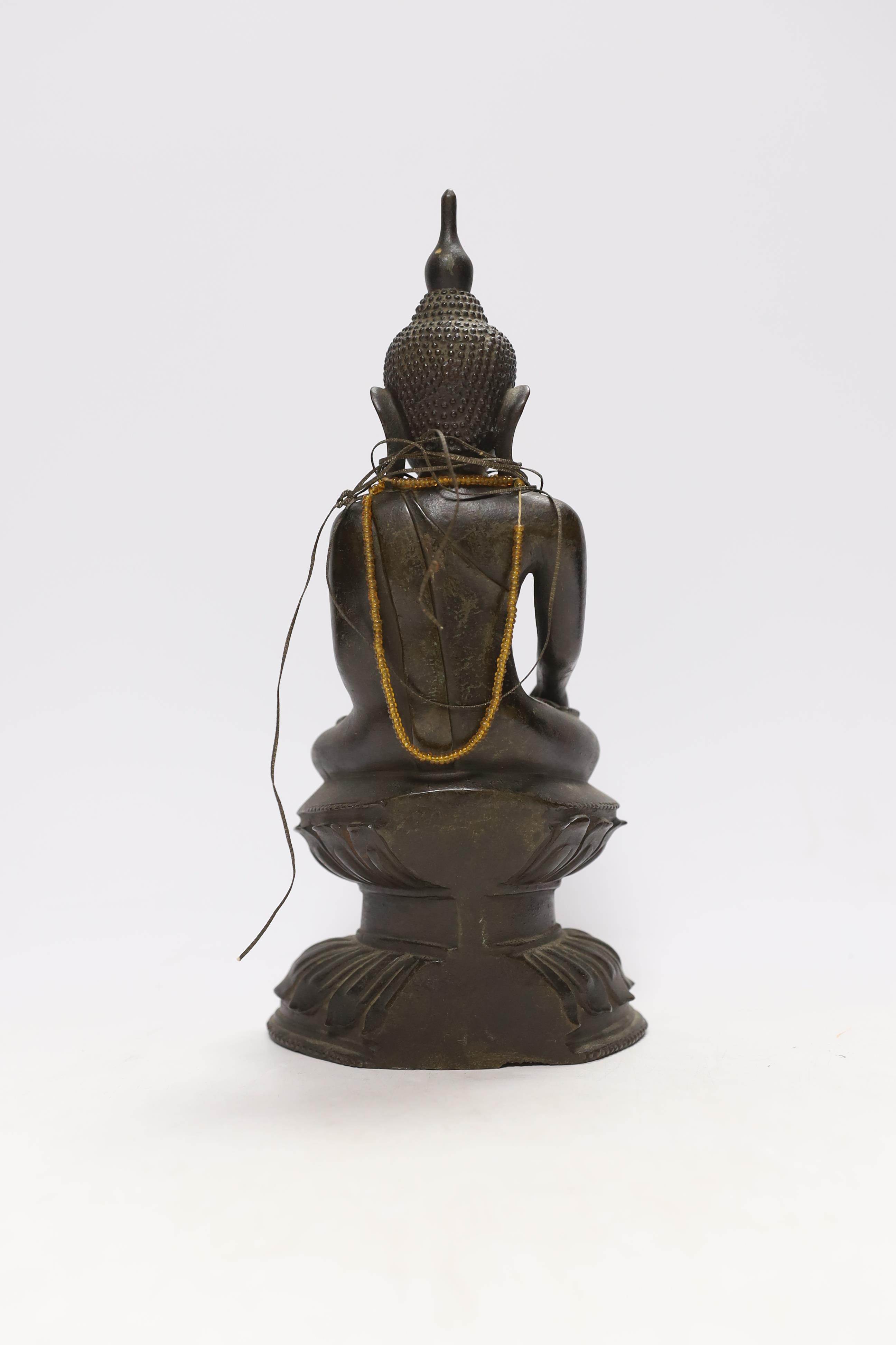 A 19th century Burmese bronze figure of Buddha, 26cm high - Image 4 of 5