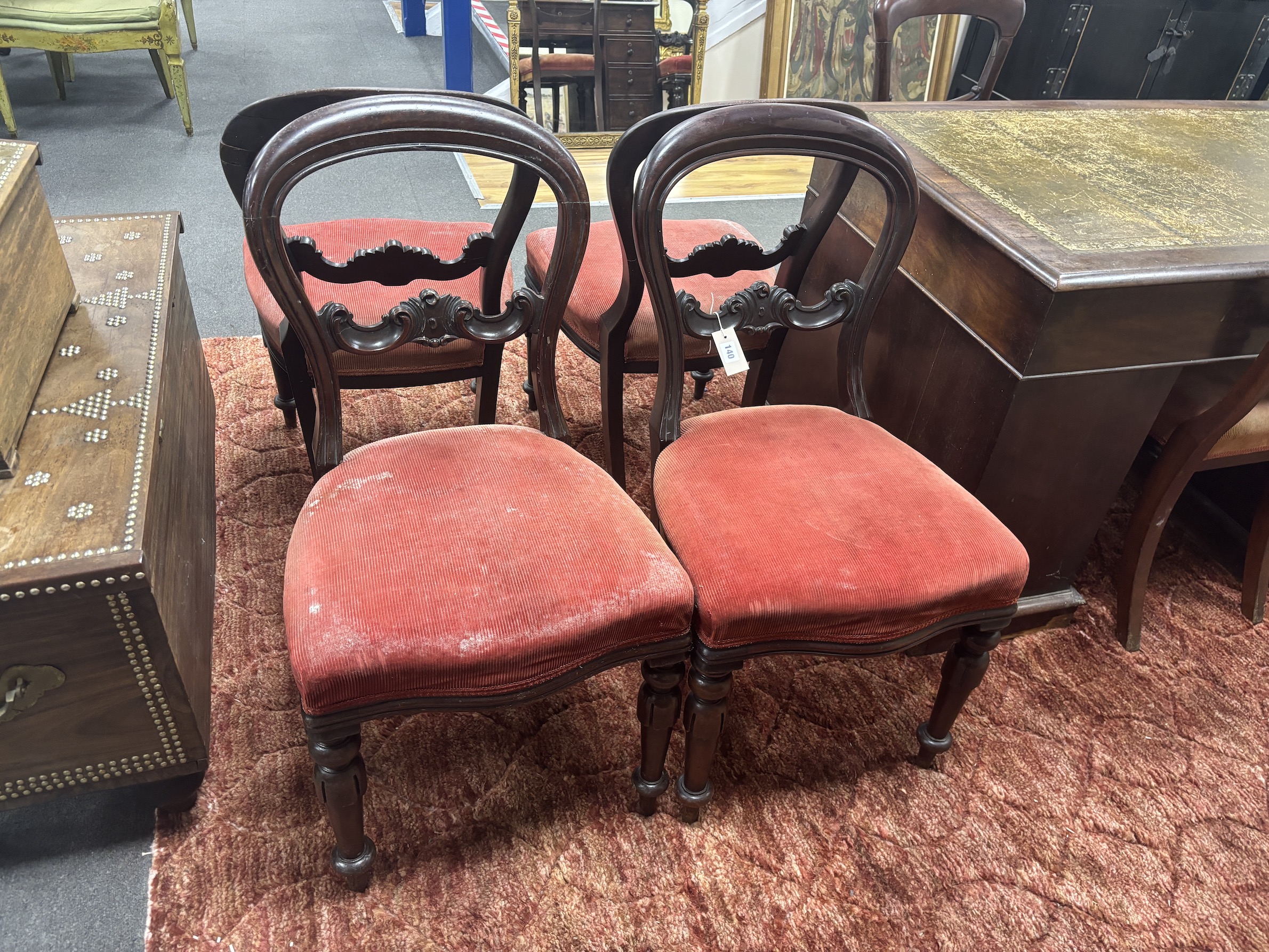 A set of six Victorian balloon back dining chairs and a pair of similar chairs - Image 3 of 4