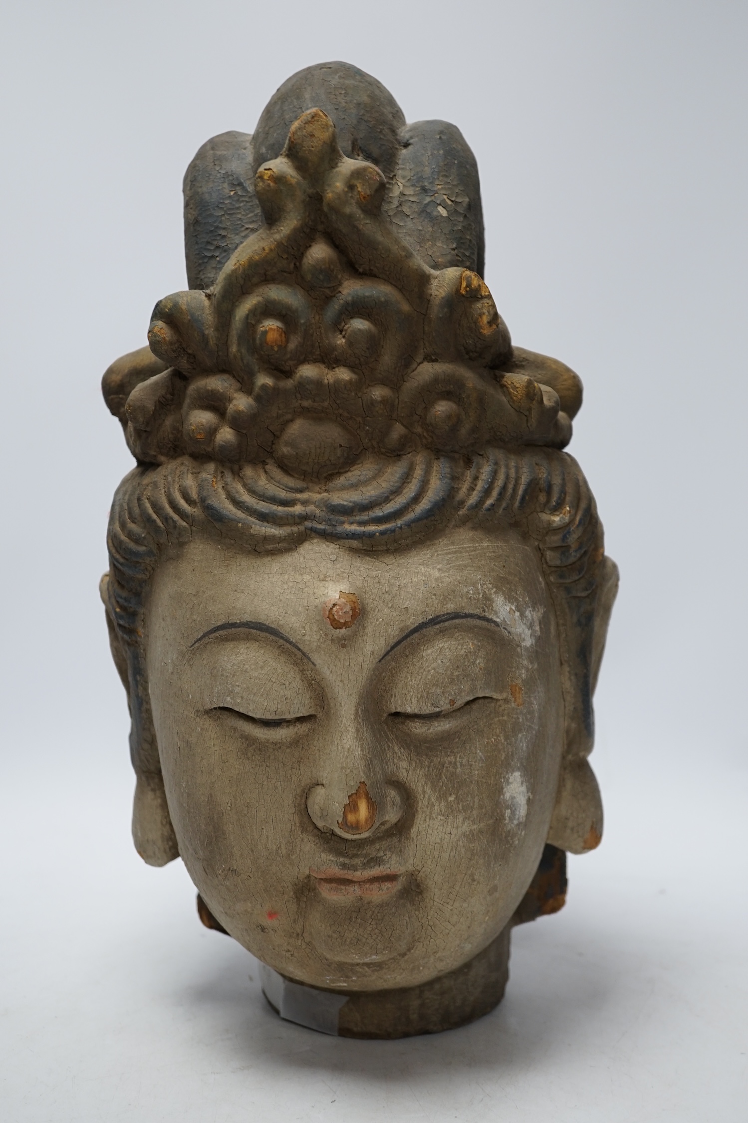A Chinese painted wood head of Guanyin, Yuan style, 40cm - Image 2 of 4