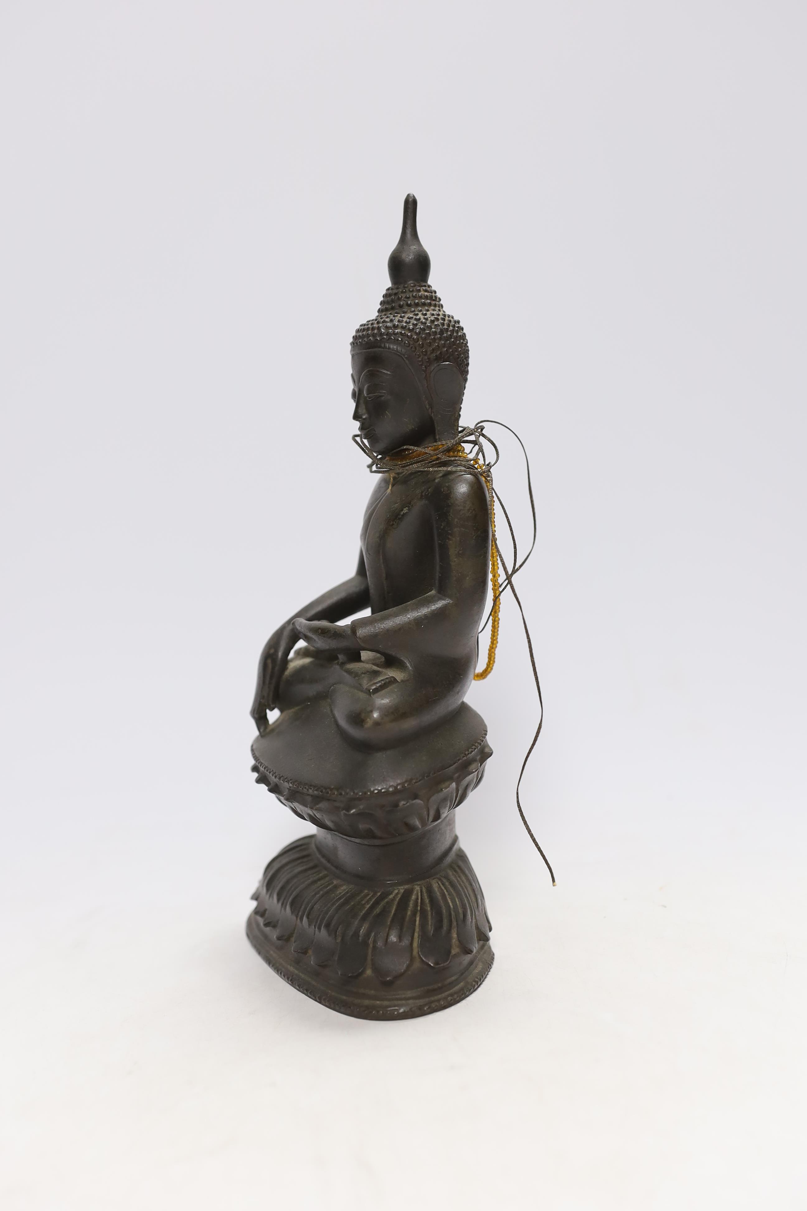 A 19th century Burmese bronze figure of Buddha, 26cm high - Image 3 of 5