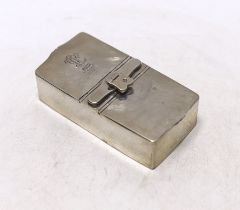 An unusual mid 19th century Russian 84 zolotnik double ended snuff box with lock, with engraved