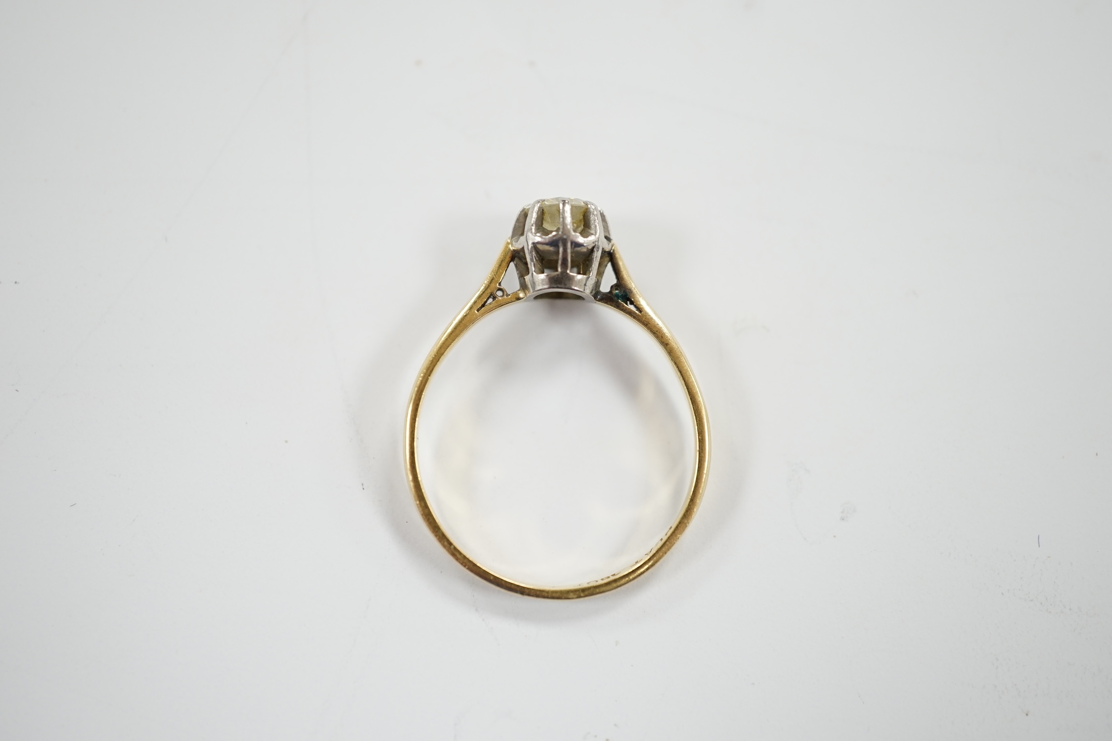 An early 20th century 18ct, plat and claw set solitaire diamond ring, size S, gross weight 2.8 - Image 6 of 6