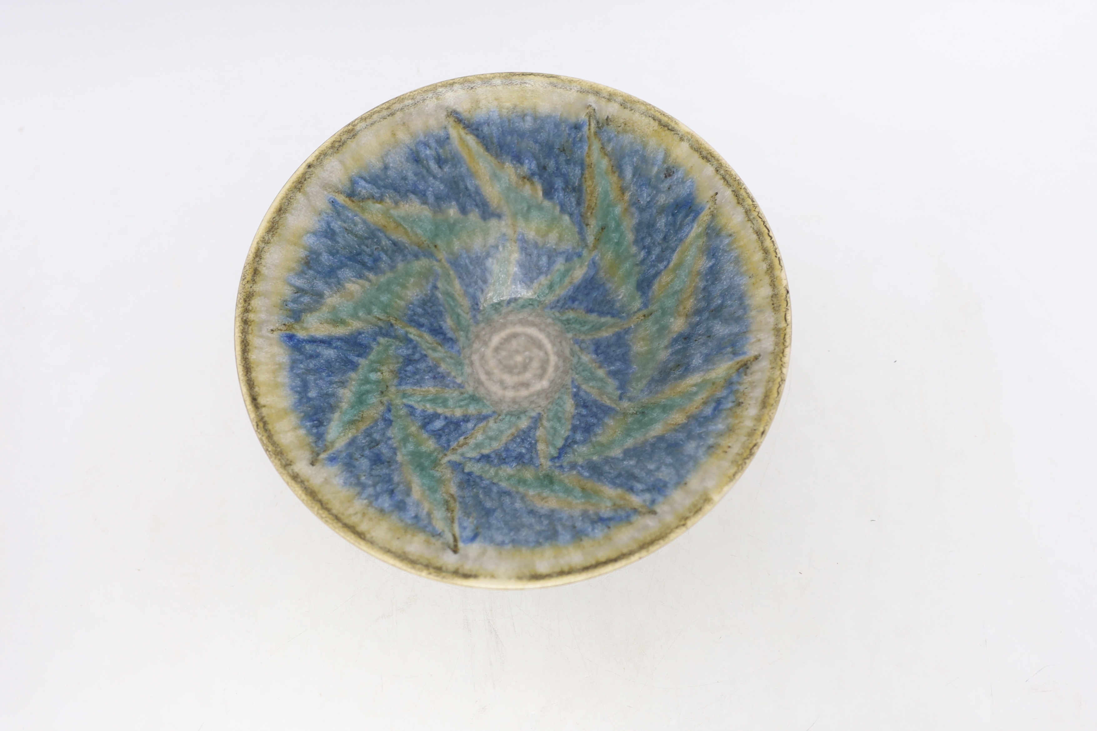 A Royal Lancastrian bowl, thrown by E.T. Radford, decorated by Gwladys Rodgers, 22cm diameter - Image 2 of 3