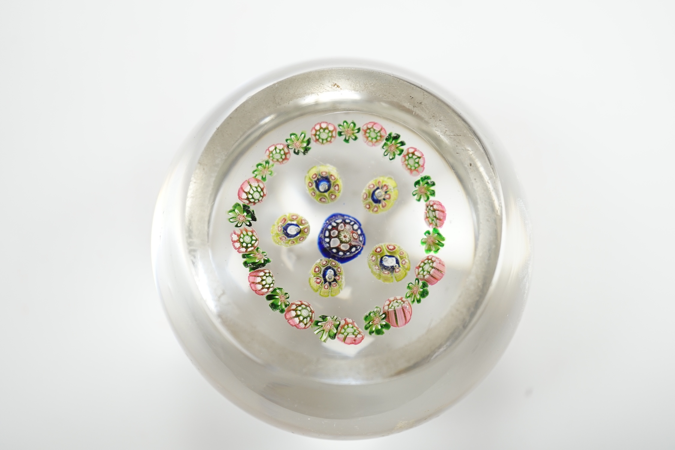 A St Louis millefiori glass paperweight, 7.5cm in diameter - Image 5 of 5