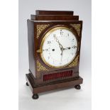 An early 19th century French thirty day mahogany mantel clock, no key or pendulum, 36cm