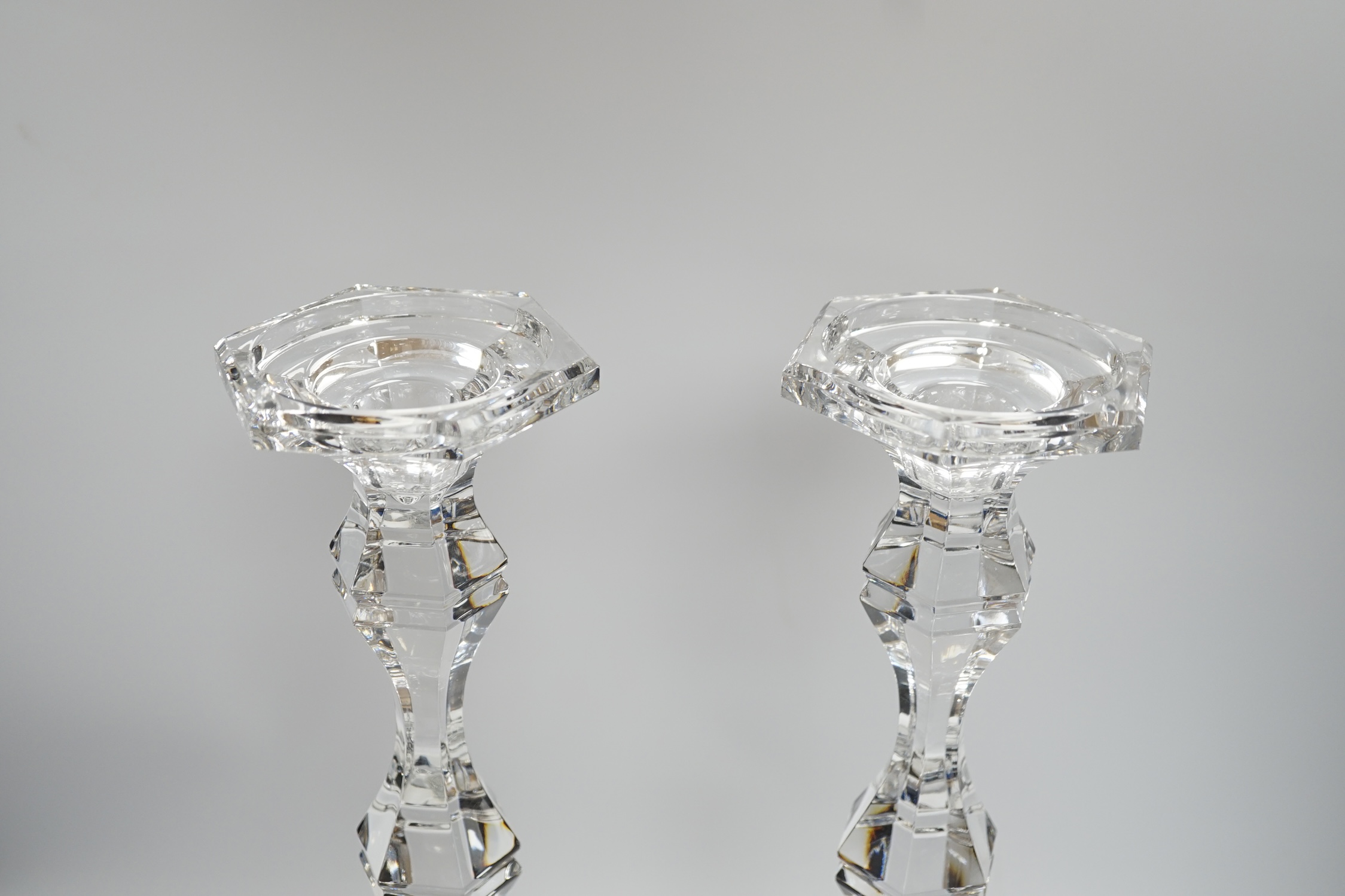 A pair of boxed tall Kenneth Turner glass candlesticks, 45.5cm - Image 3 of 5