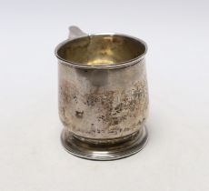 A George V silver christening mug, maker W. Neale Ltd, Birmingham 1927, 76mm.