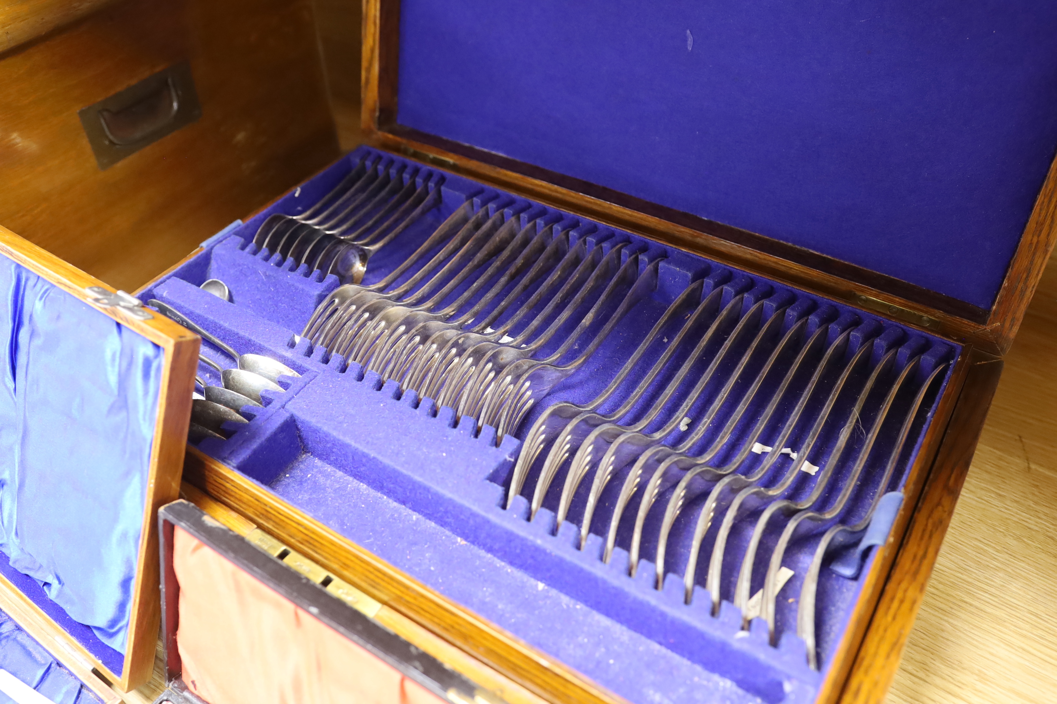 Two oak cased canteens of Old English pattern plated flatware and smaller boxes of cutlery - Image 5 of 7