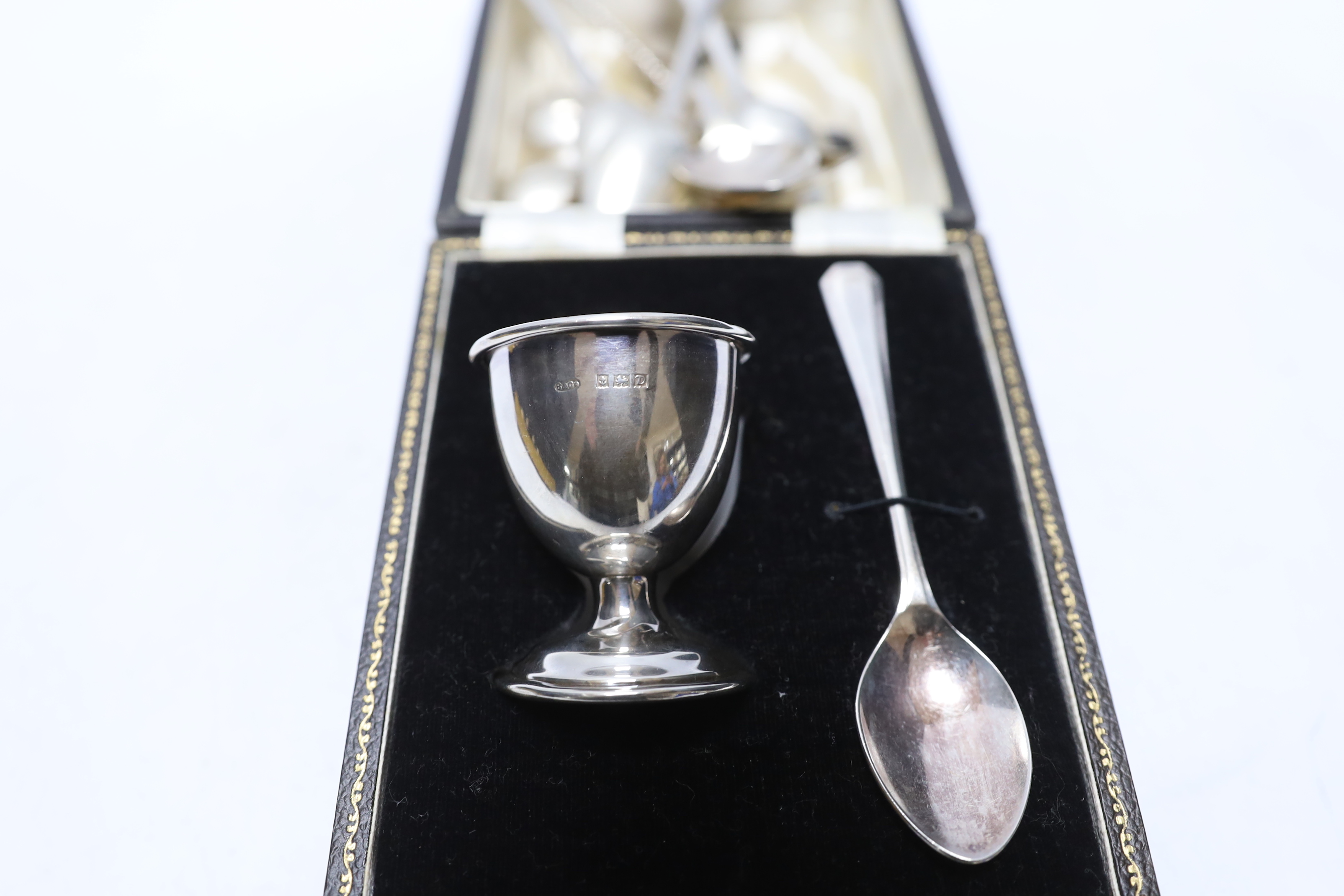 A cased silver egg cup, spoon and other assorted silver flatware. - Image 2 of 3