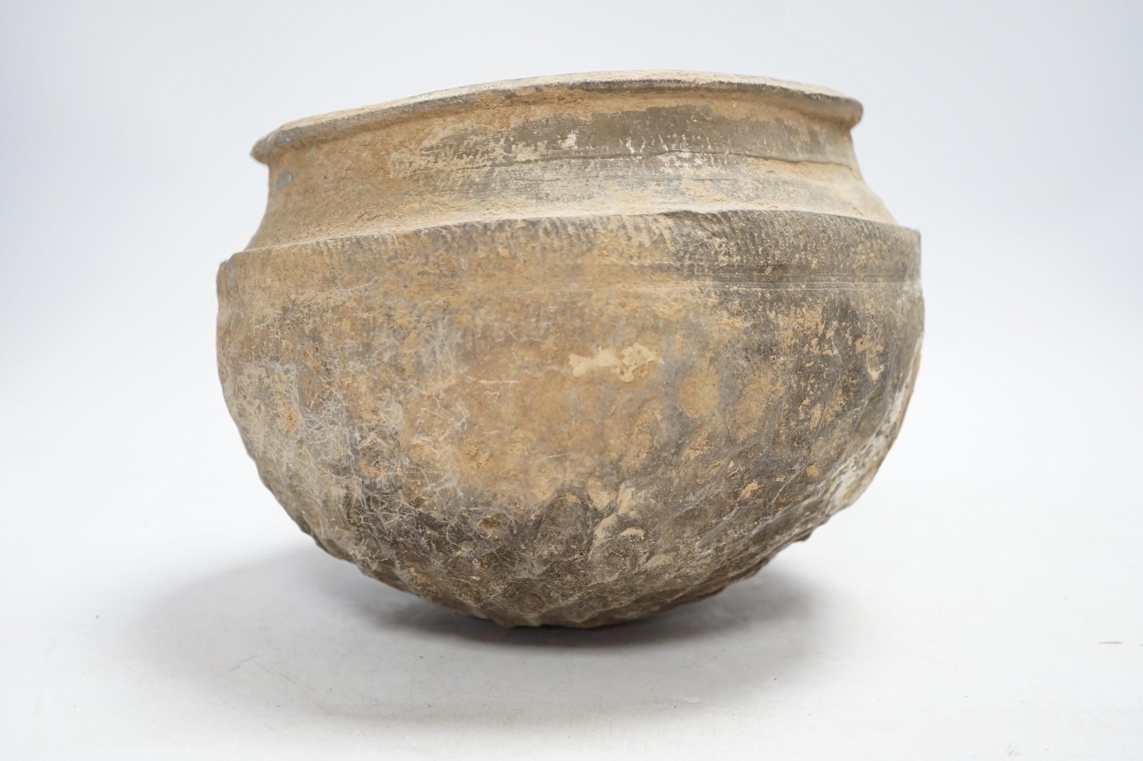 A Chinese grey pottery bowl, probably Warring States, 19cm diameter - Image 2 of 4