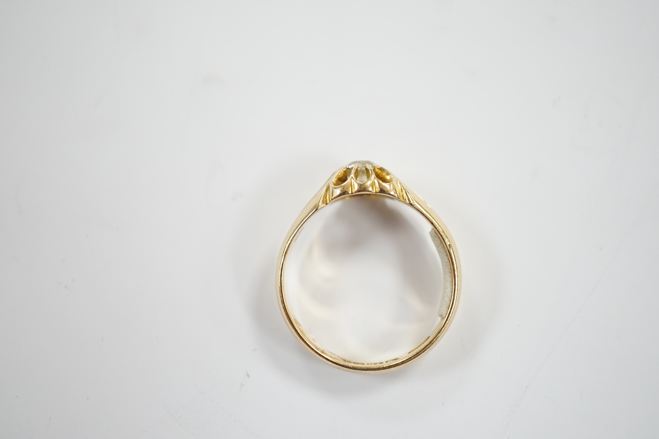 A George V 18ct gold and claw set solitaire diamond ring, size Q, gross weight 4.9 grams. - Image 5 of 5