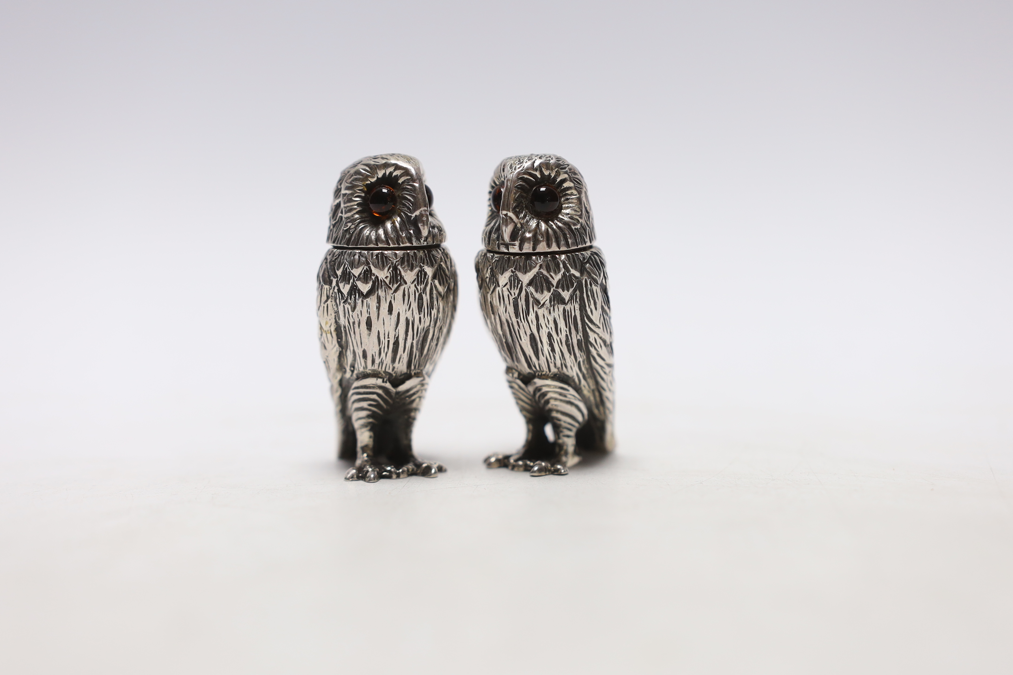 A pair of Elizabeth II novelty silver condiments, each modelled as an owl, maker WW, London, 2008, - Image 2 of 4