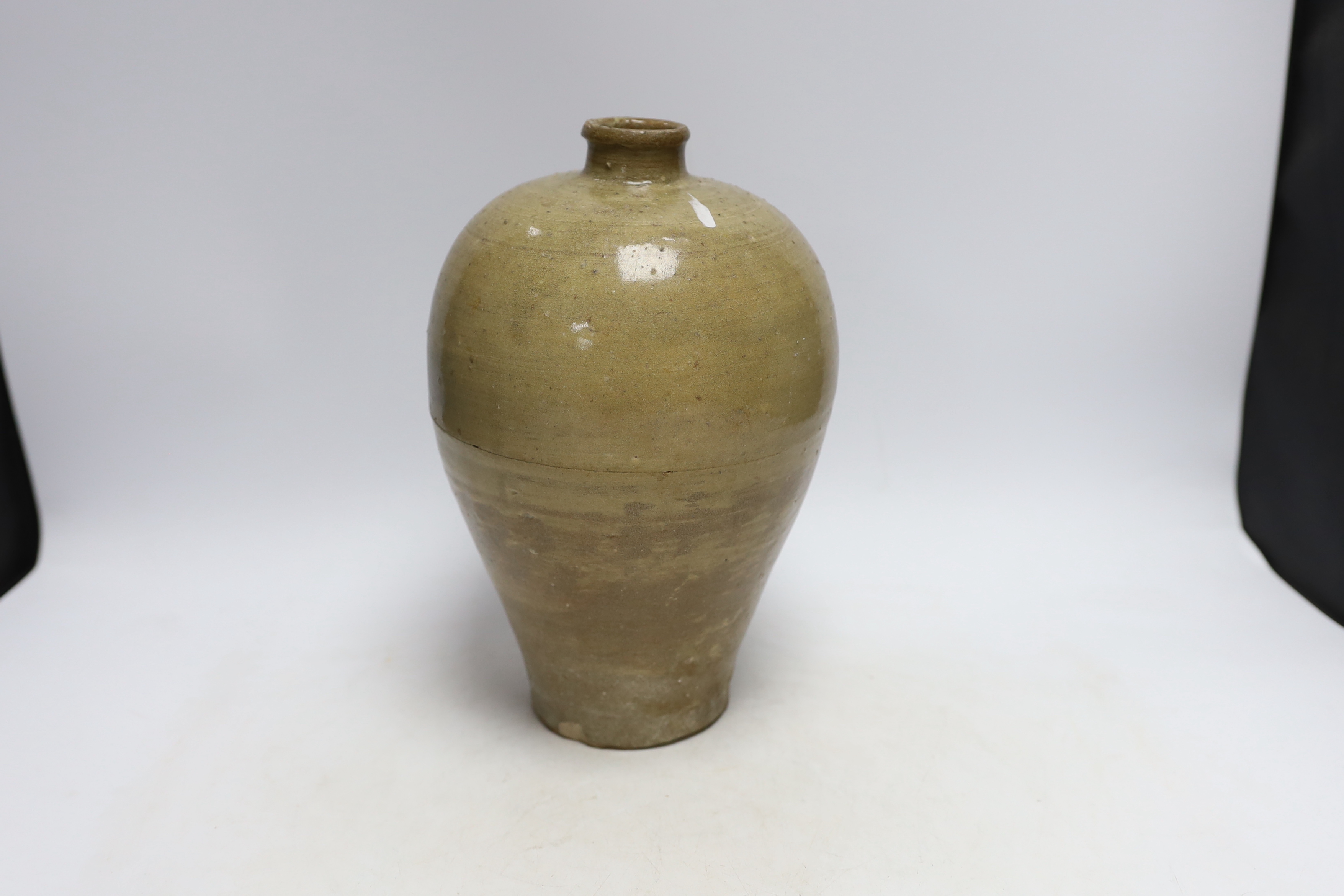 A Chinese glazed pottery Meiping, Tang dynasty, 27cm high - Image 2 of 4