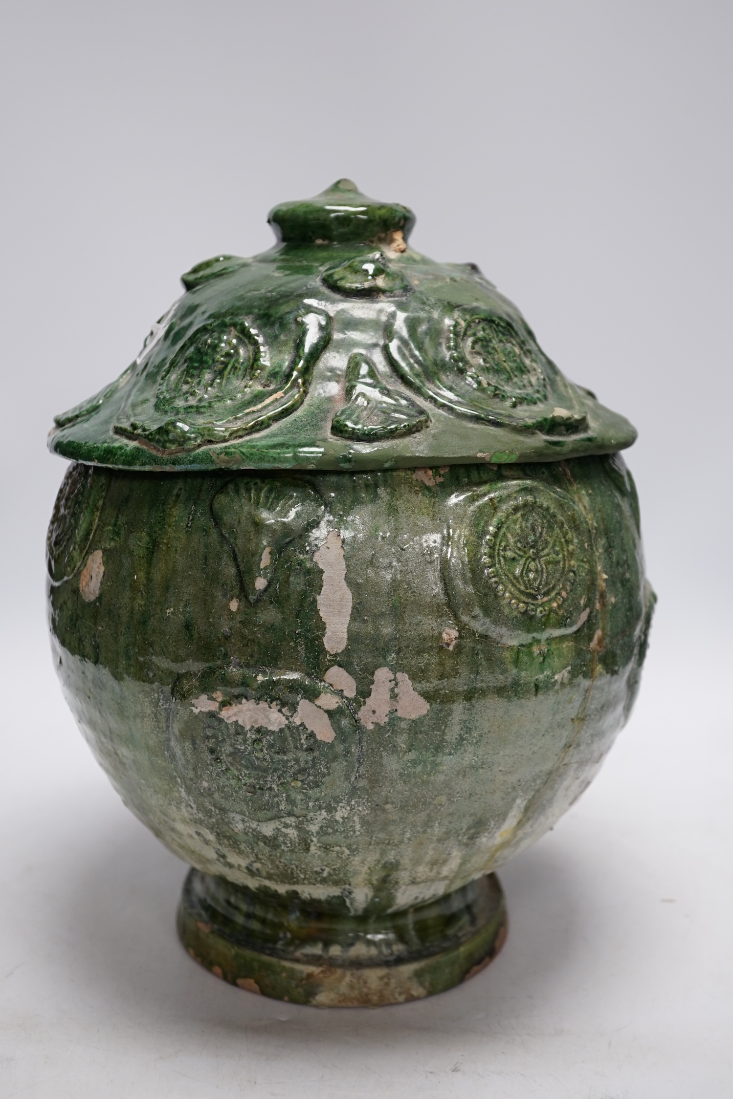 A Chinese Buddhist green glazed jar and cover, Song-Yuan dynasty, 33cm - Image 5 of 6