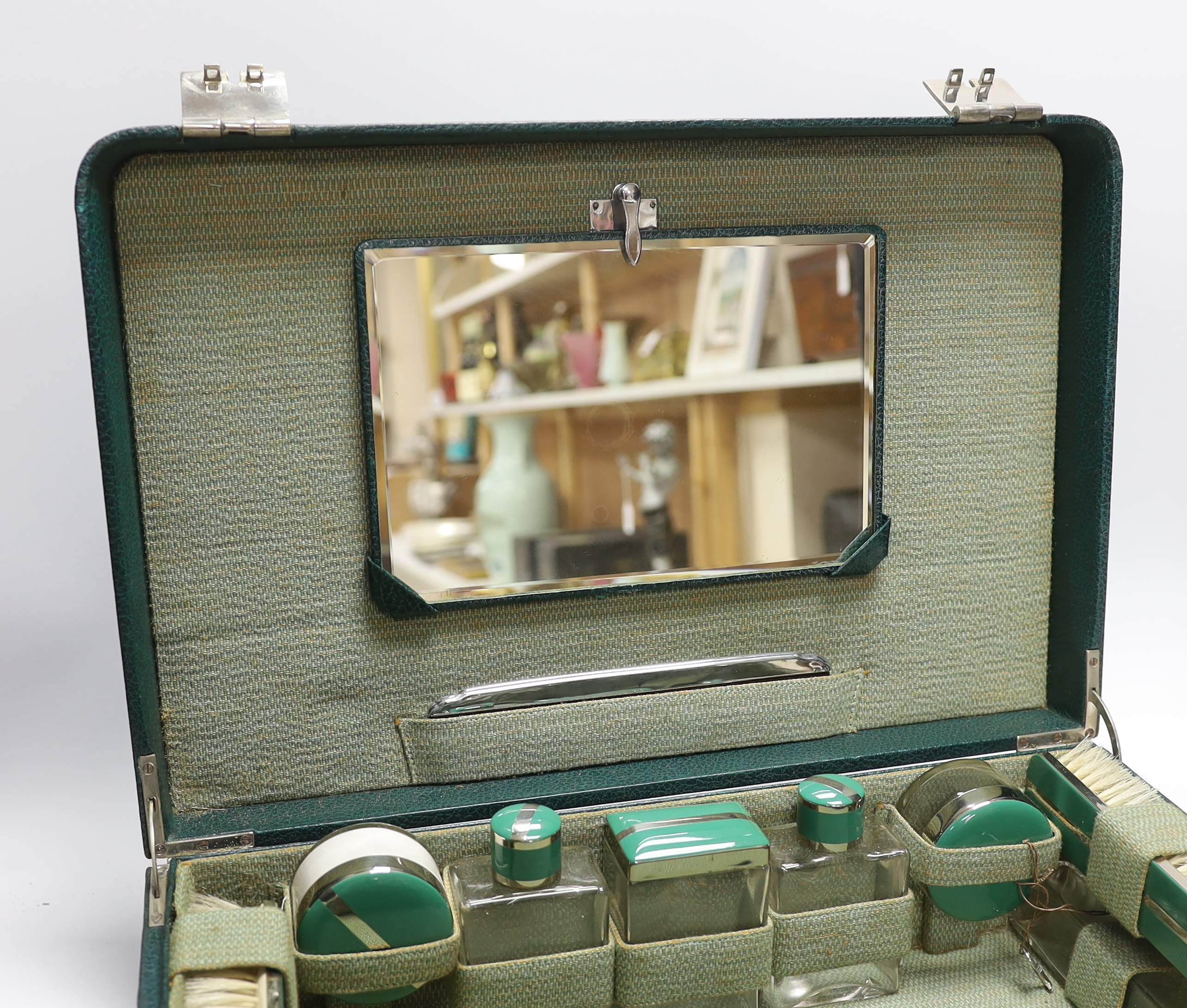 A mid 20th century cased toilet set - Image 4 of 5