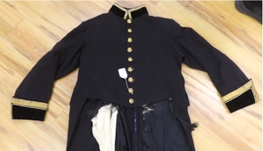 A Military black wool dress uniform, with gold decorative braiding - Image 5 of 5