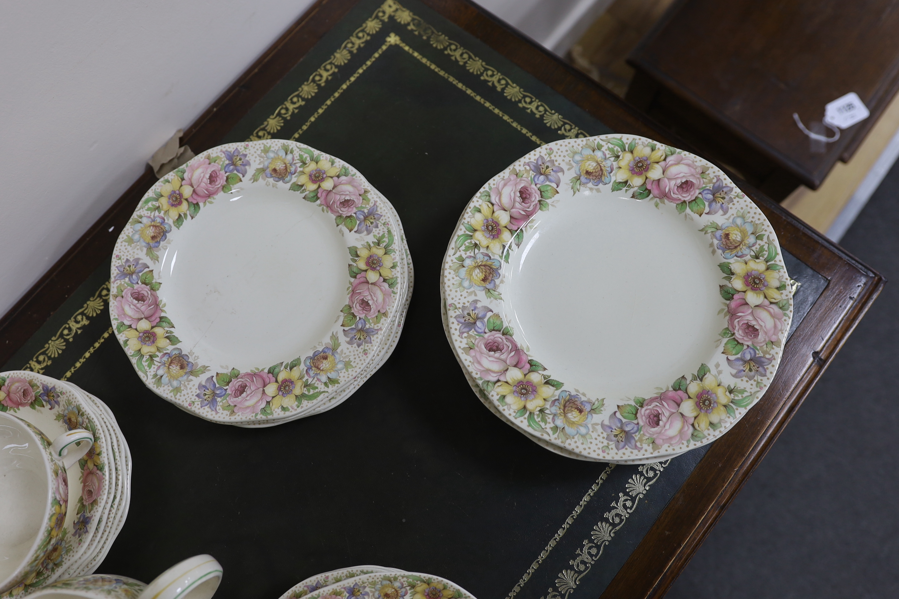 A Wedgwood & Co 'Newport' pattern service - Image 3 of 4