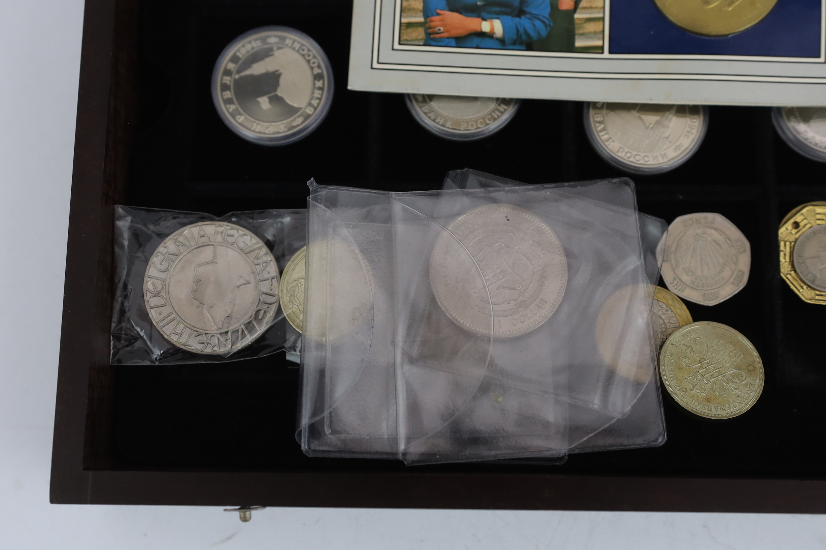 Russian Federation, A collection of 20 proof three rouble coins, 1994 and 1995 and QEII British - Image 4 of 4