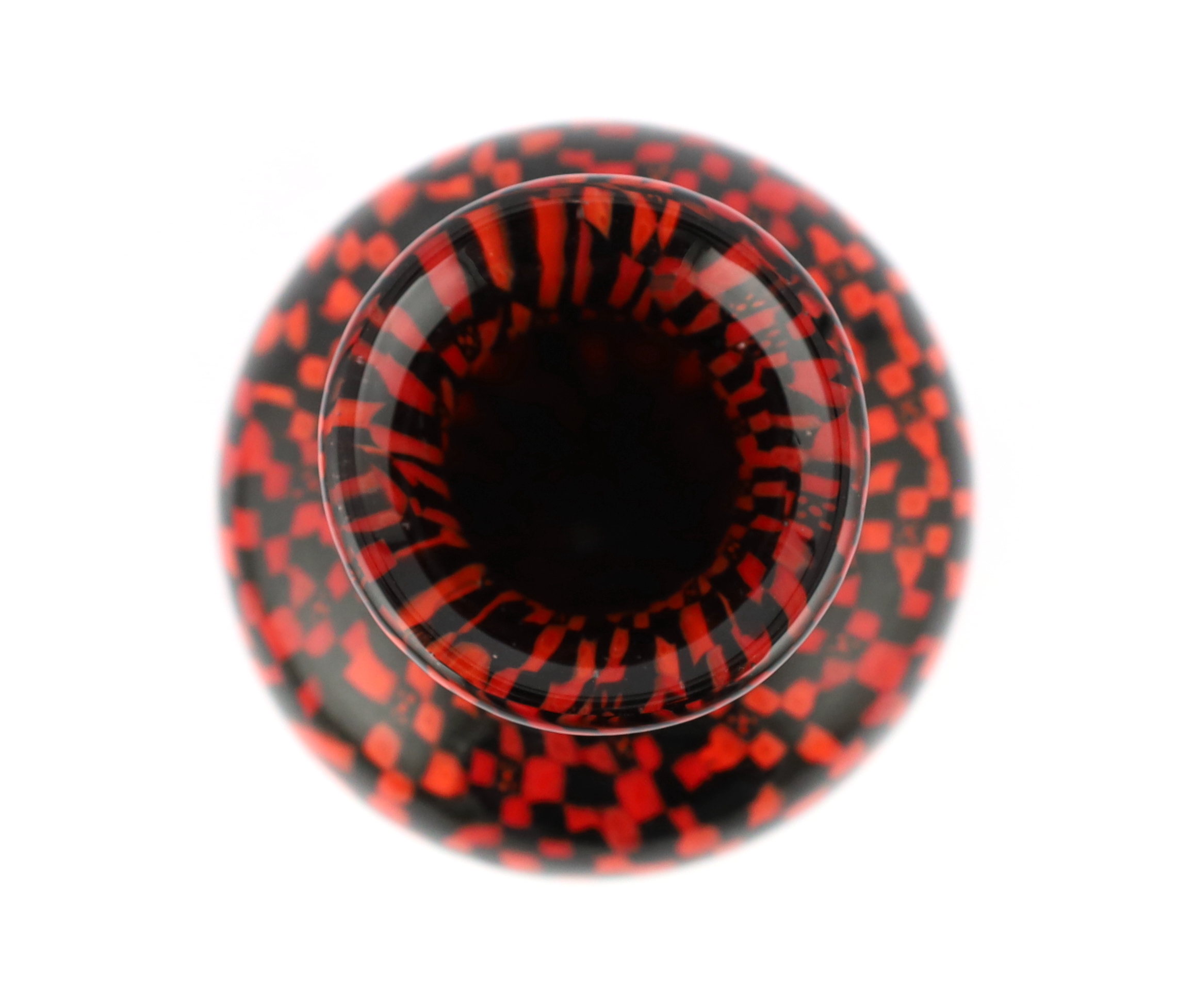 ** ** Vittorio Ferro (1932-2012) A Murano glass Murrine vase, in red and black, signed, 19cmPlease - Image 3 of 4