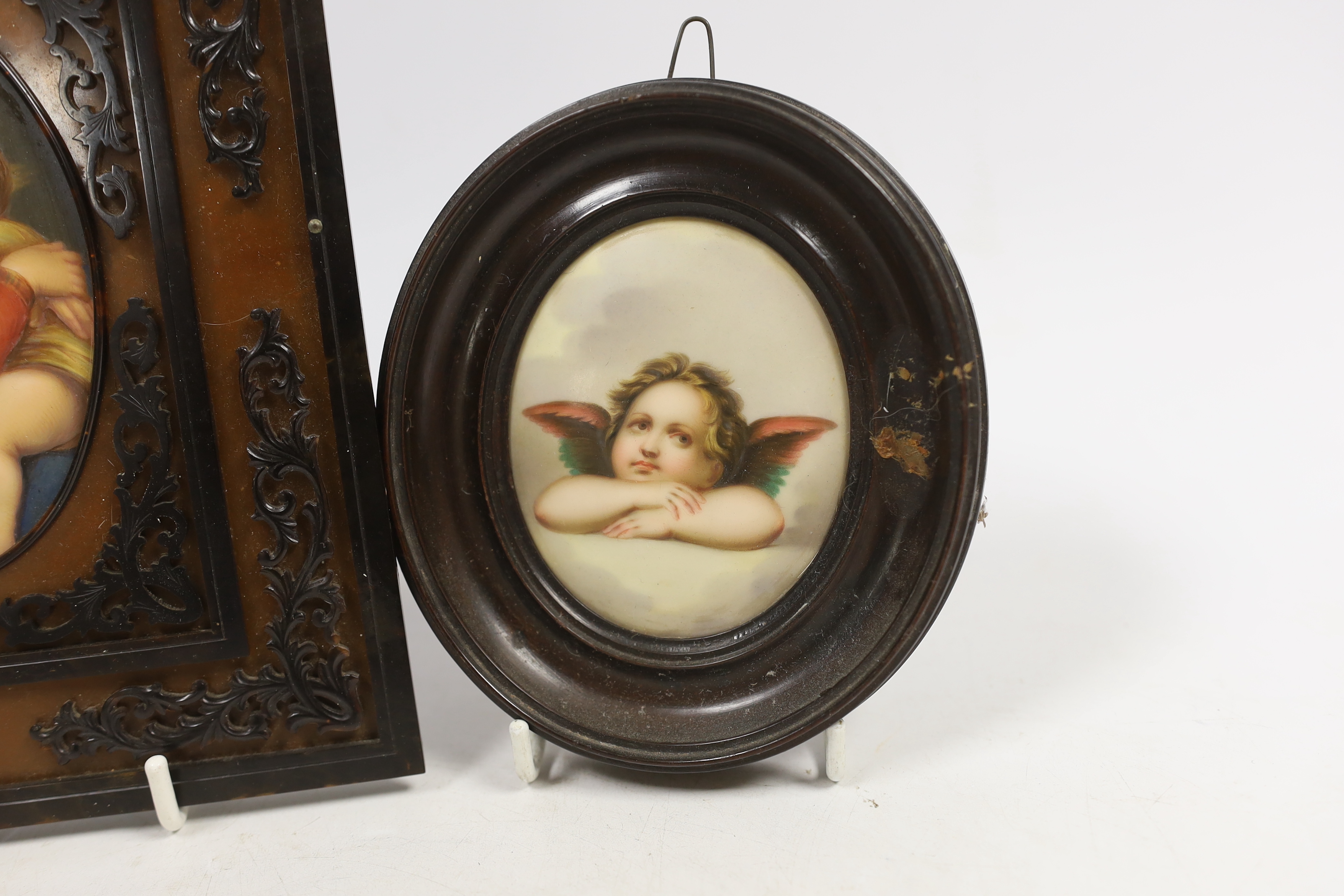 An oval porcelain plaque of mother and child in an ornate frame and a smaller circular porcelain - Image 3 of 4