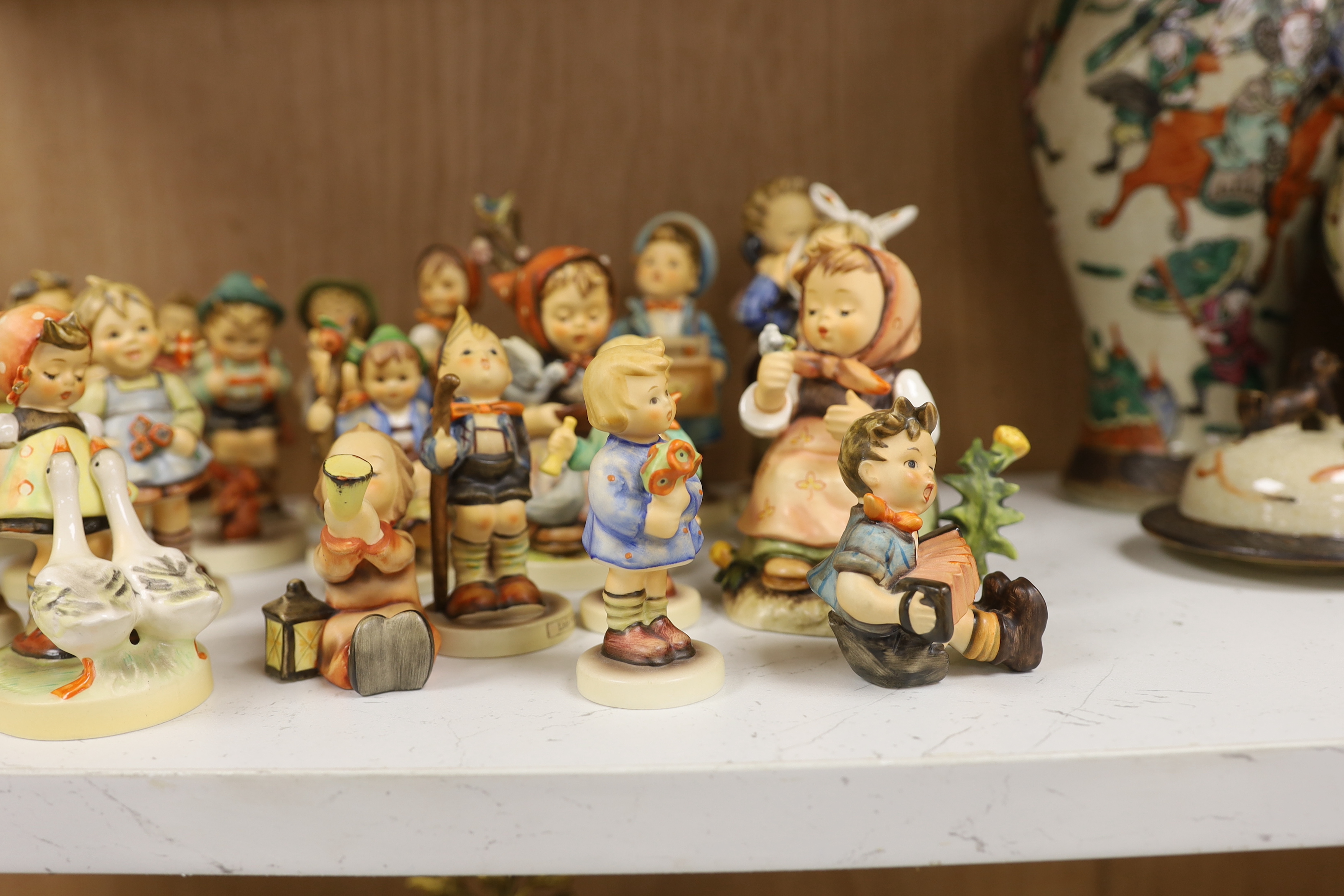 Twenty eight Goebel Hummel figures, largest 15cm high - Image 2 of 5