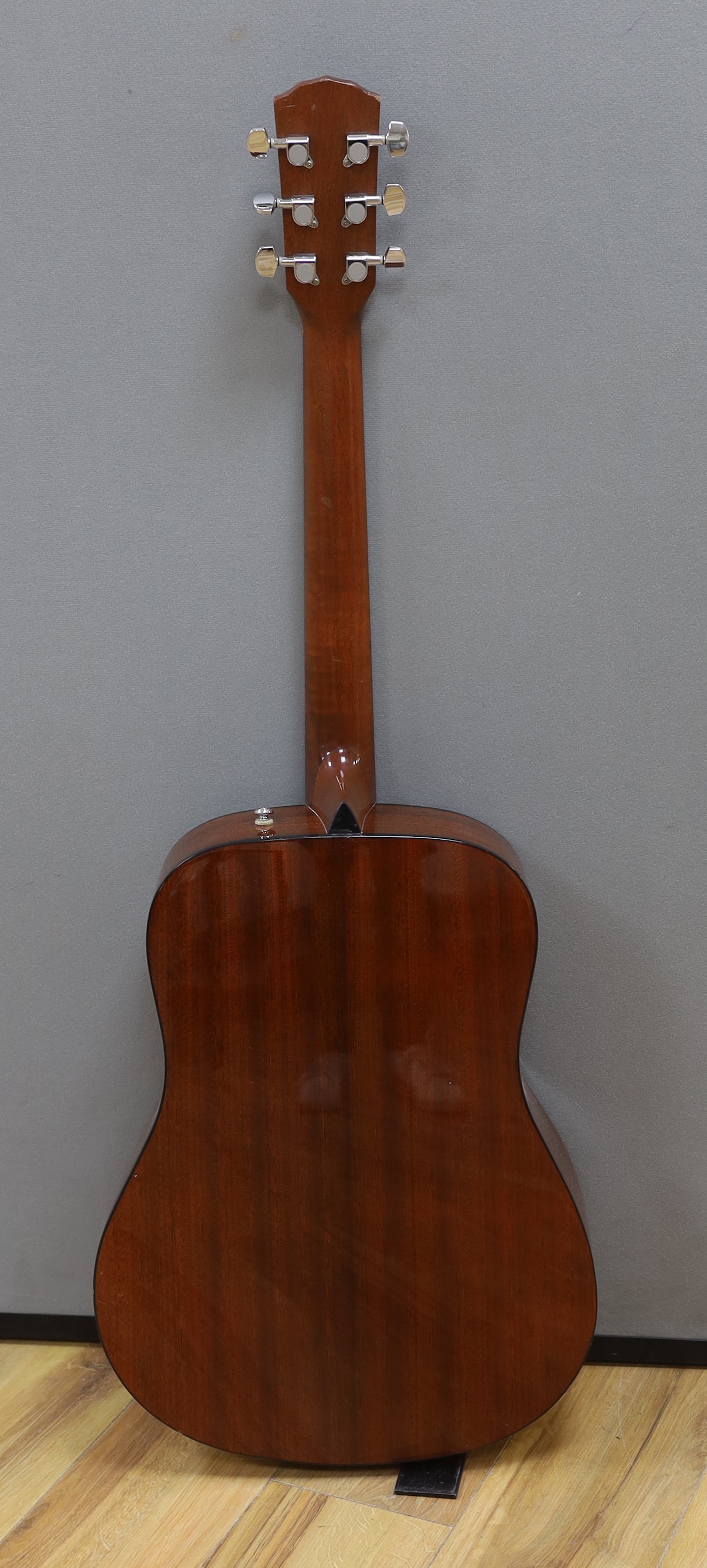 A Fender acoustic left handed guitar, in case - Image 5 of 6