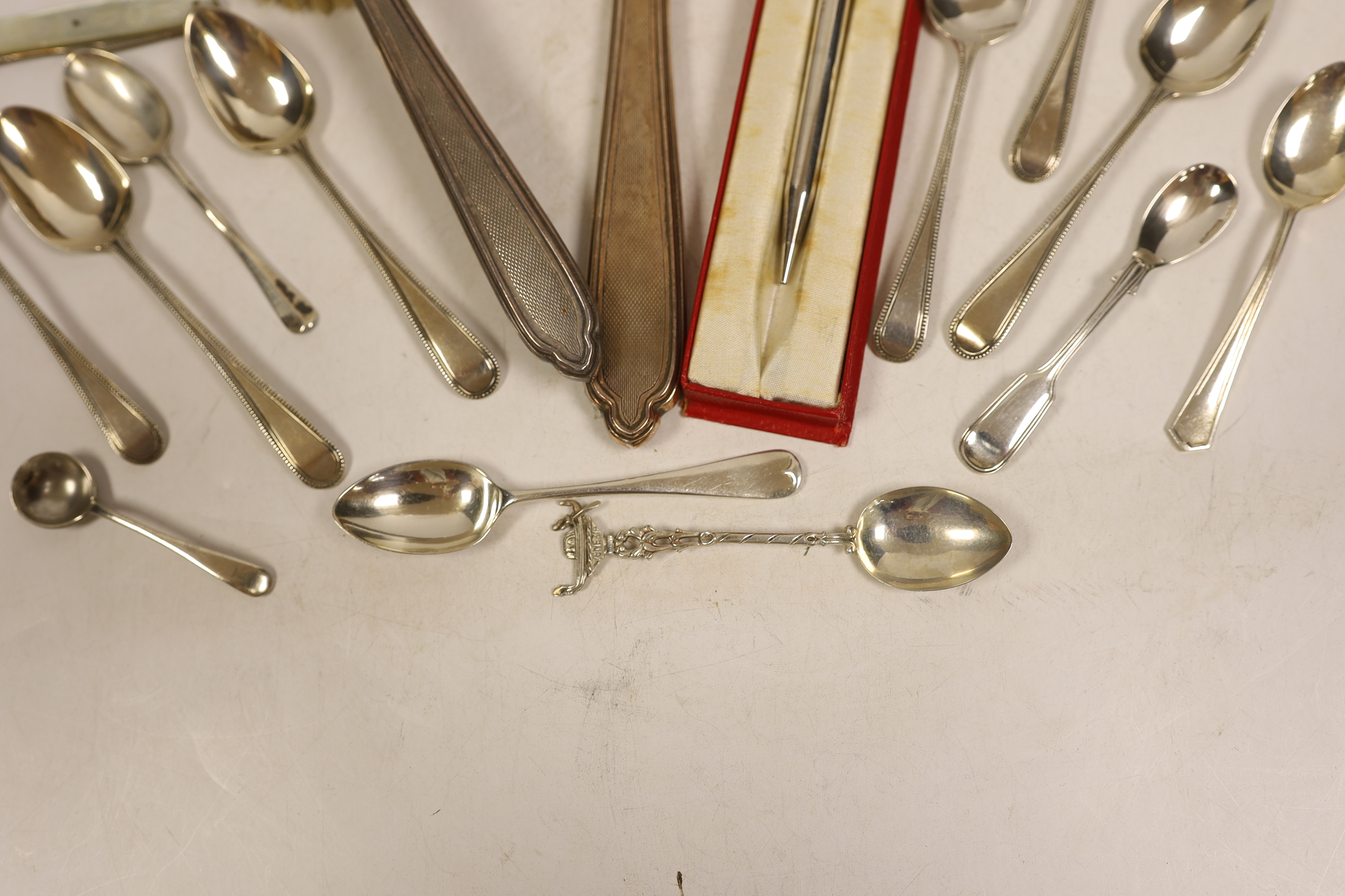 A silver mounted hand mirror and hair brush and sundry small silver including teaspoons, Georgian - Image 3 of 6