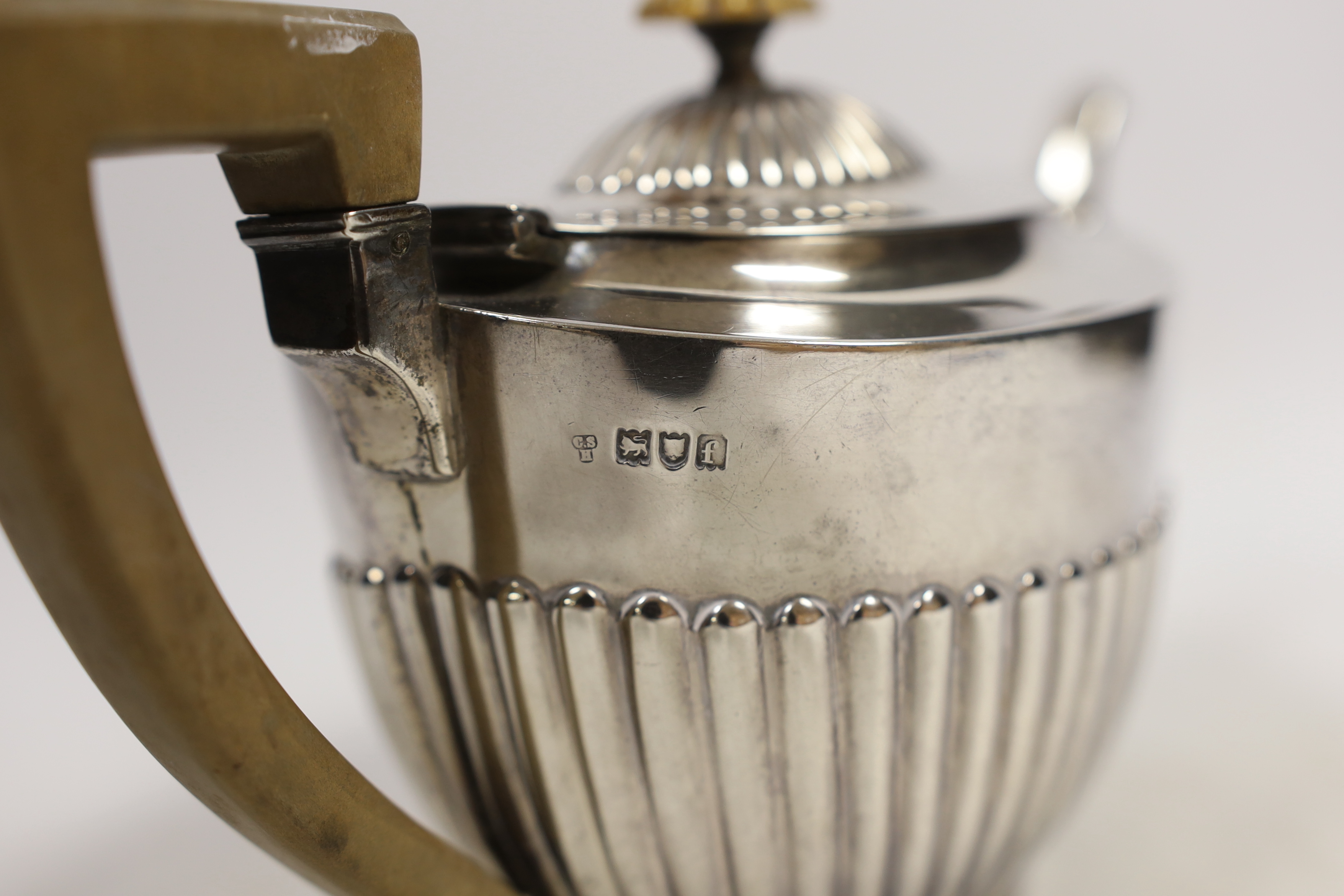 An Edwardian demi-fluted silver oval teapot, by Charles Stuart Harris, London, 1901, gross 16.5oz. - Image 3 of 3
