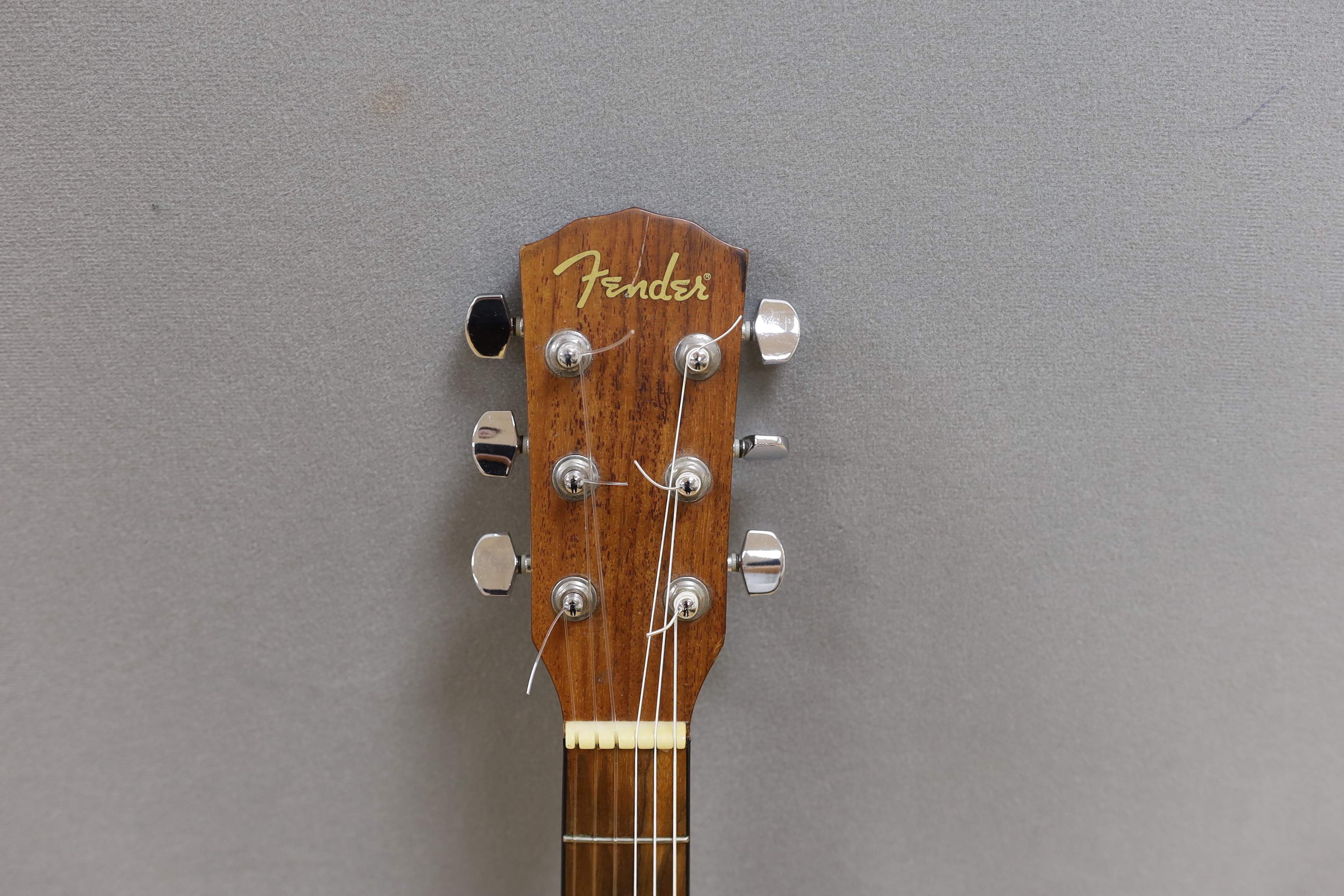 A Fender acoustic left handed guitar, in case - Image 2 of 6