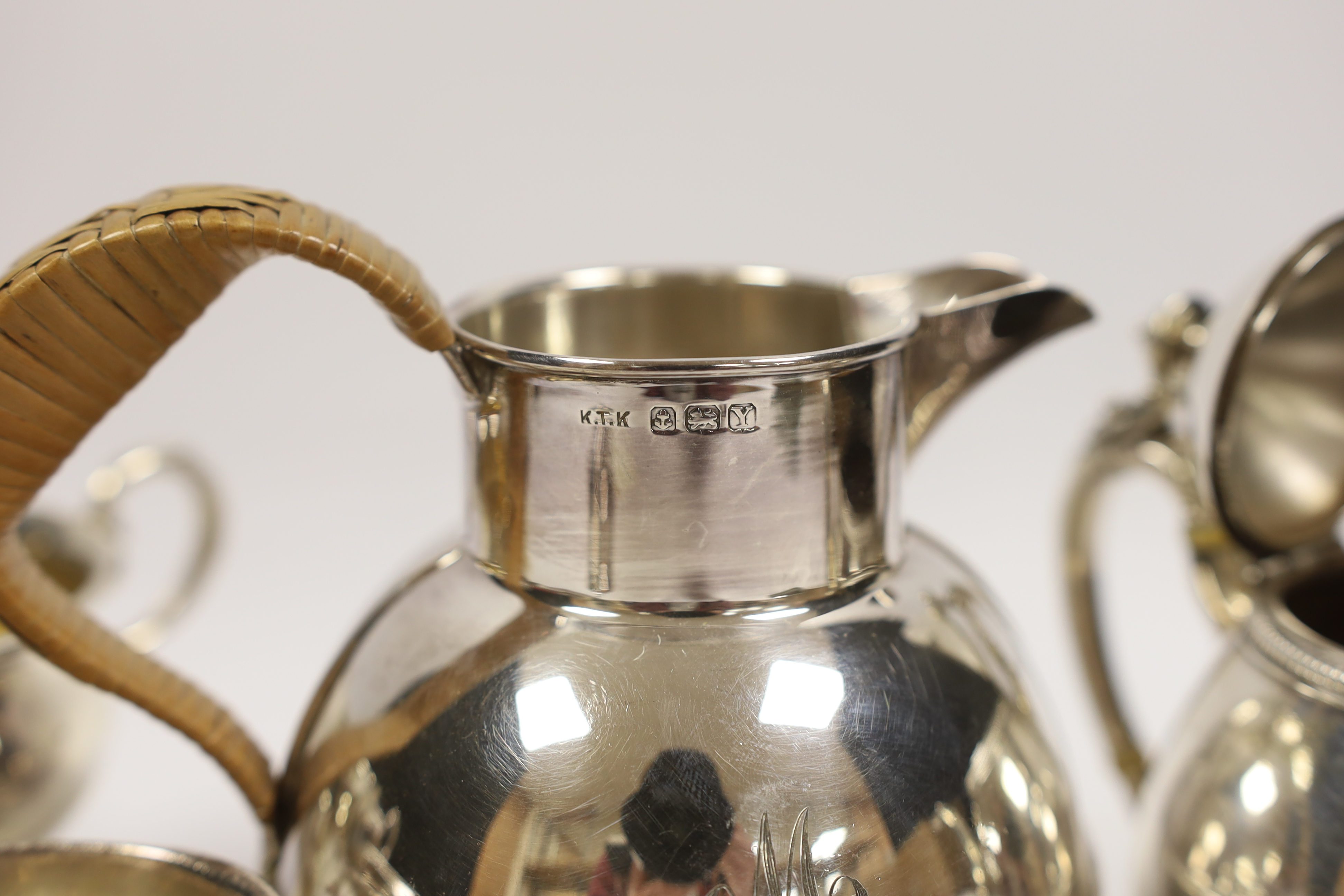 An Elizabeth II silver 'Guernsey' milk can, Kenneth Tyler Key, Birmingham, 1966, height 16.4cm, a - Image 4 of 4