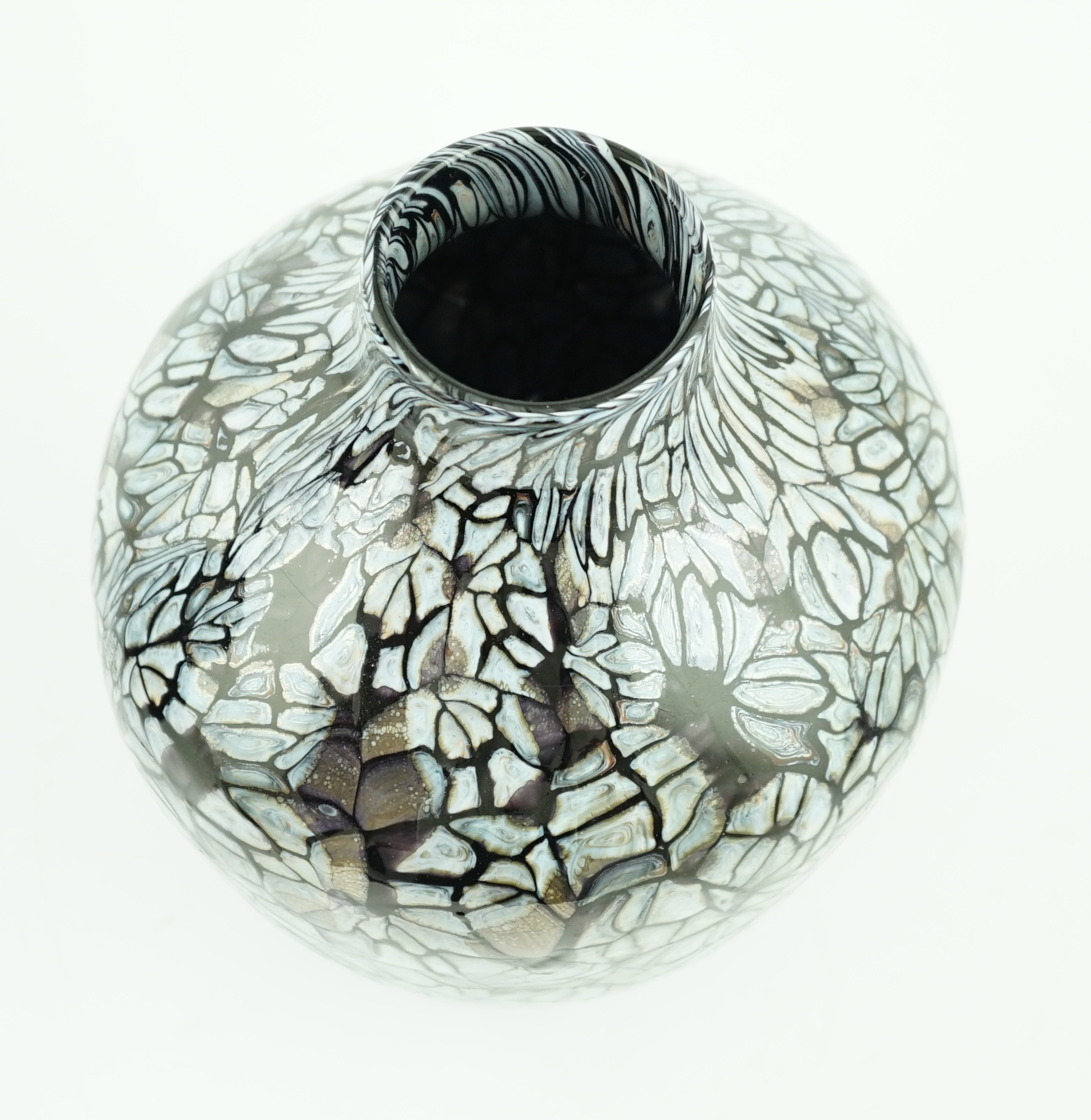 ** ** Vittorio Ferro (1932-2012) A Murano glass Murrine vase, ovoid shaped, with a pale blue and - Image 4 of 5
