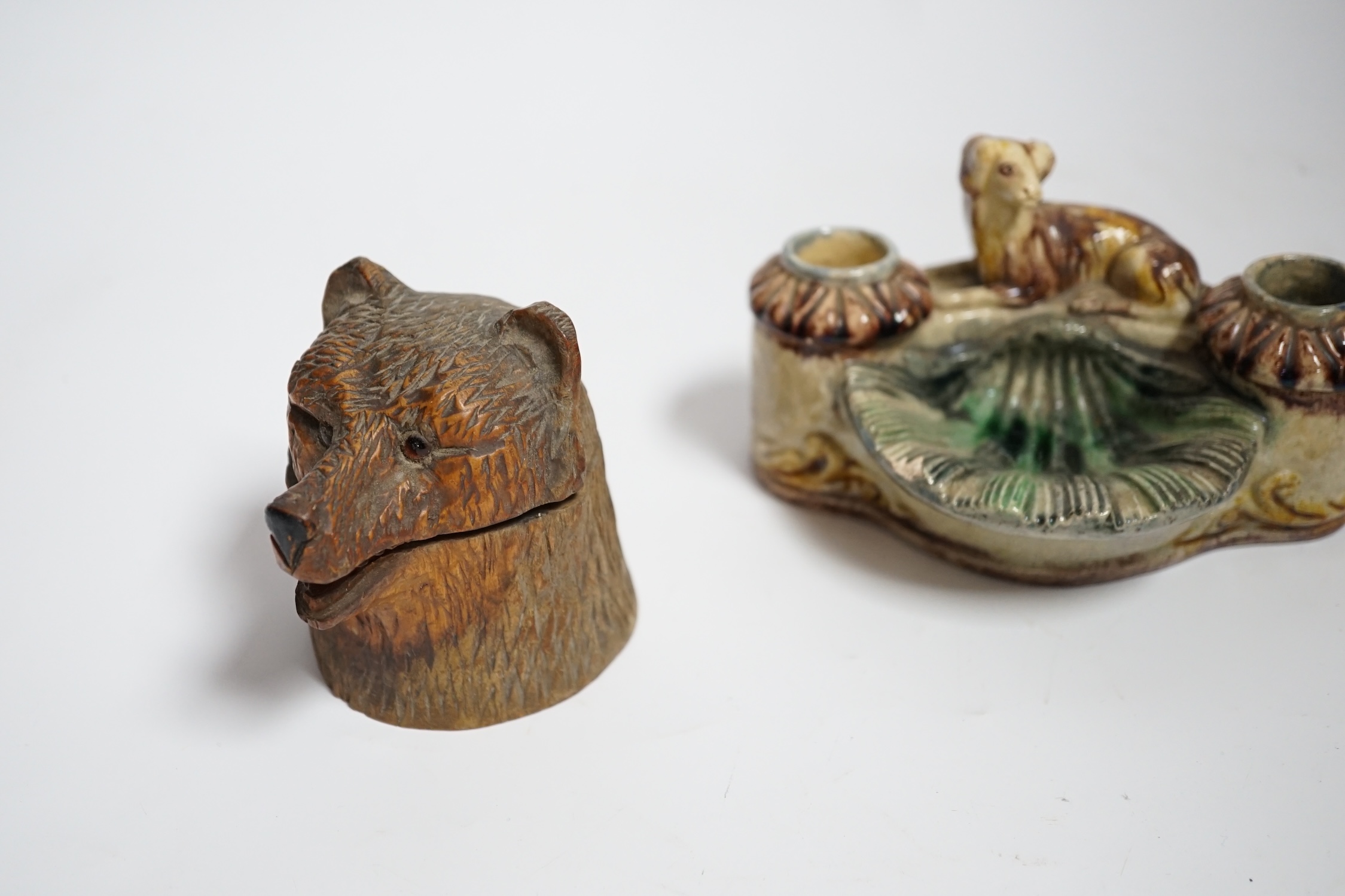 A Black Forest carved bear inkwell and a majolica inkwell surmounted with a dog, largest 14cm wide - Image 3 of 5