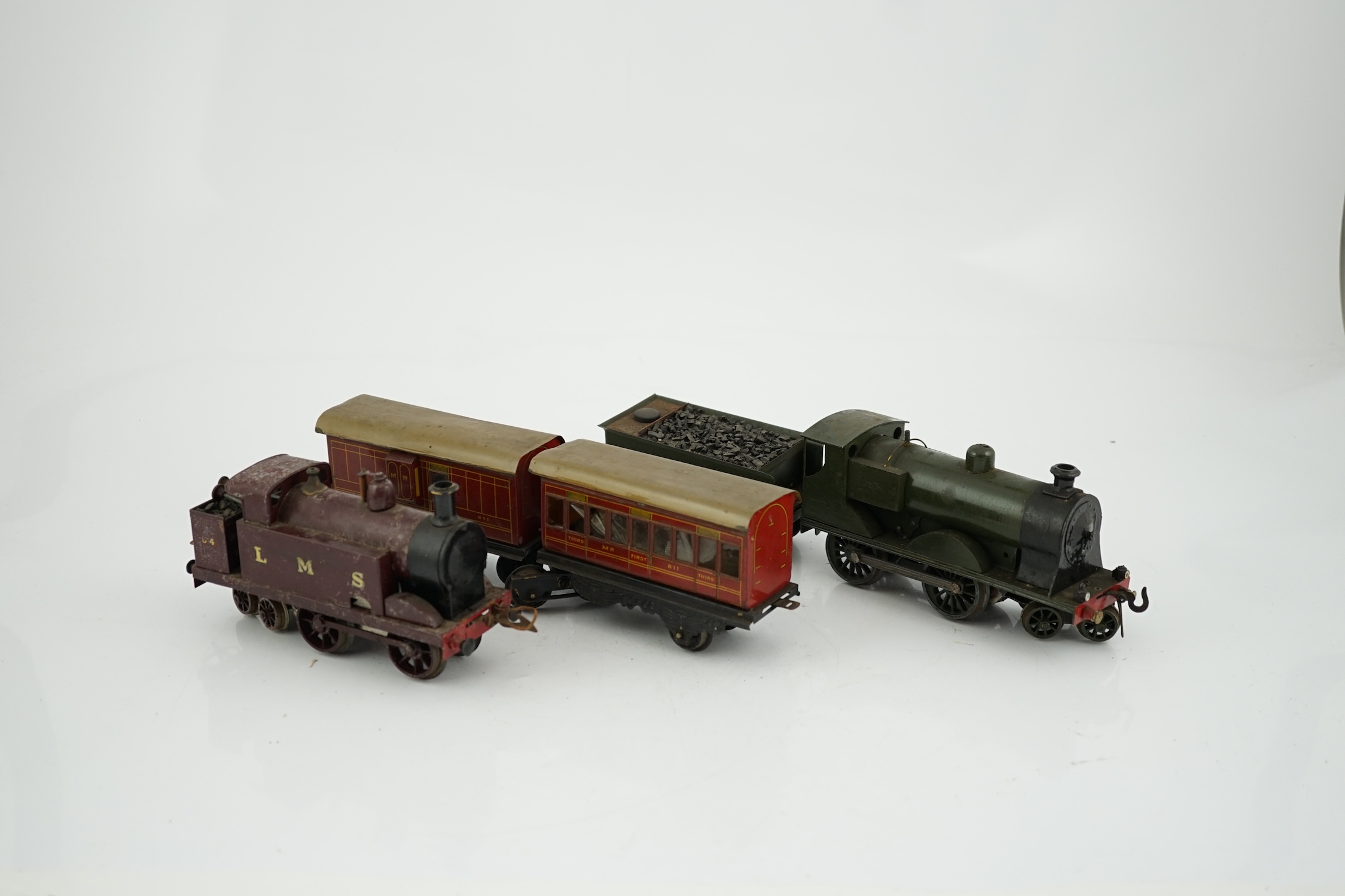 Ten 0 gauge tinplate railway items, most adapted from other parts and models, including three - Image 8 of 12