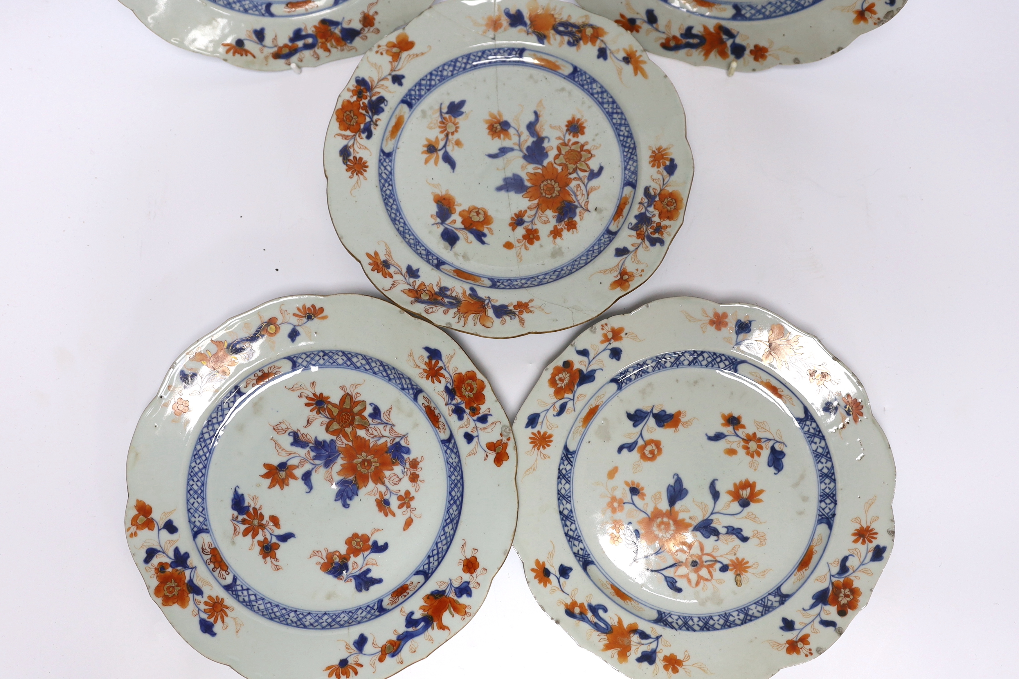 A group of five 18th century Chinese Imari plates, 22.5cm - Image 3 of 4