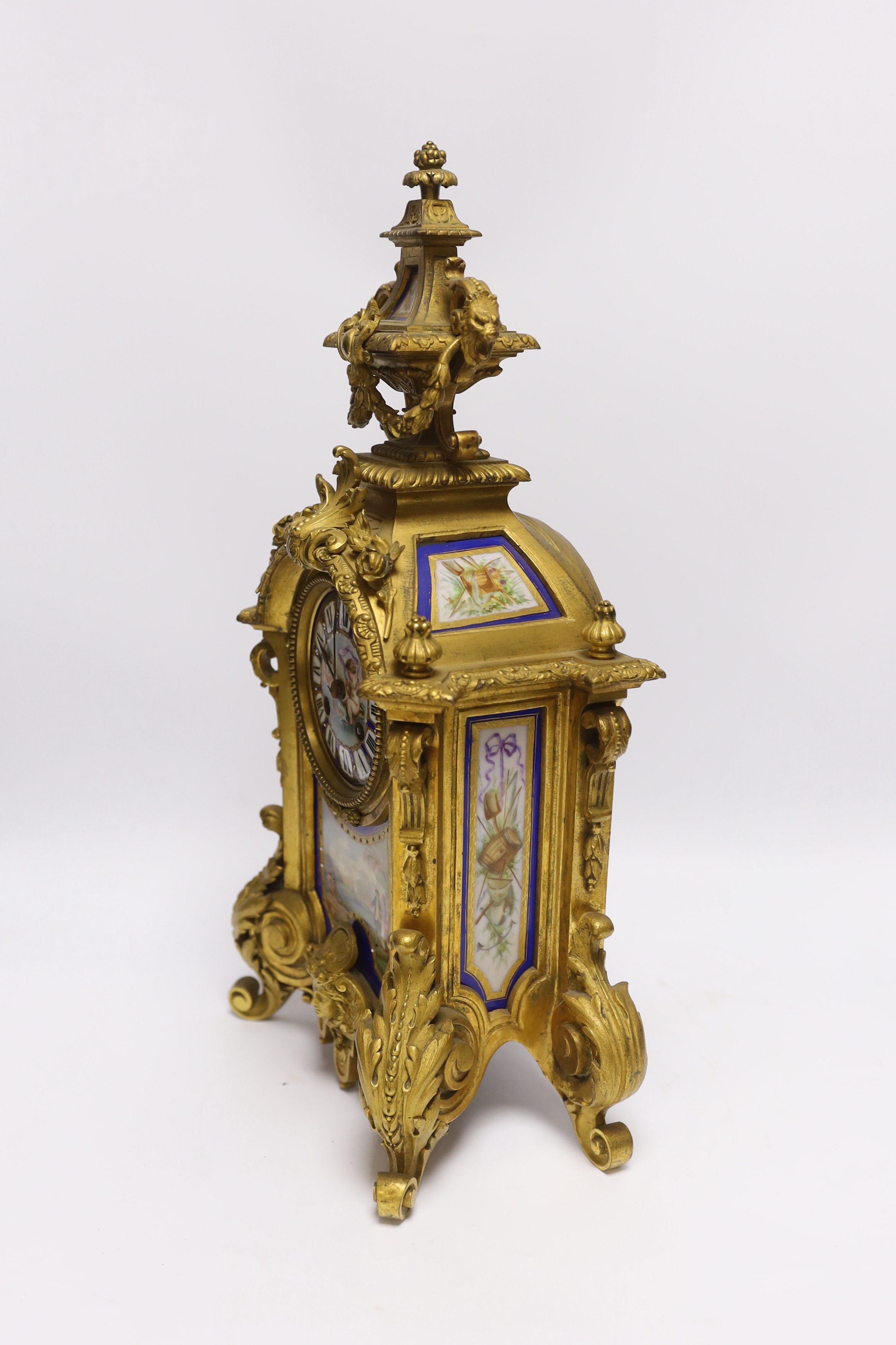 A Sevres style ormolu clock, Miller & Sons with two similar gilt spelter urns, pendulum no key, - Image 4 of 6