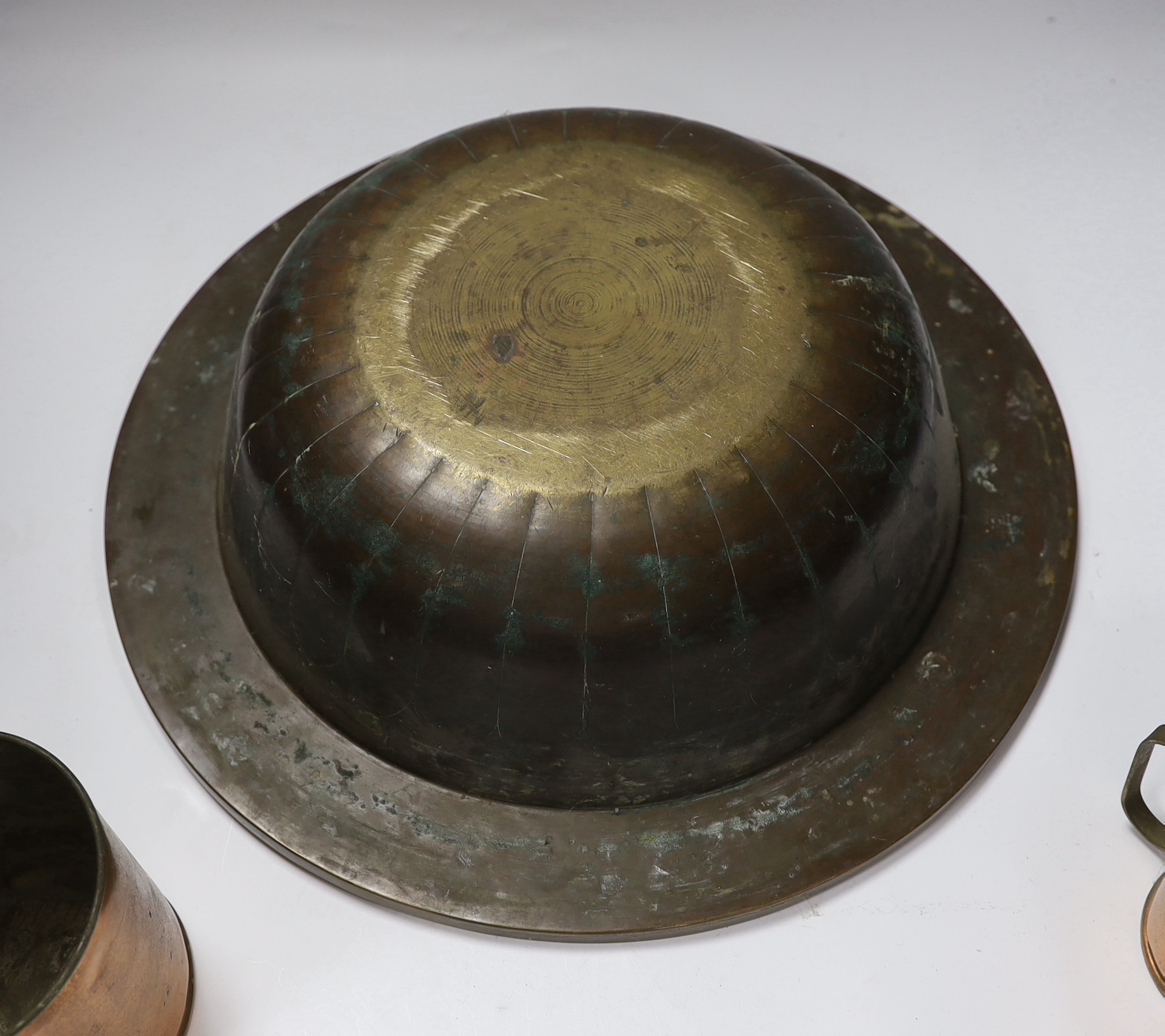 A miner's brass Davy lamp, signed E.Thomas & Williams, a large brass bowl and three graduated copper - Image 5 of 5