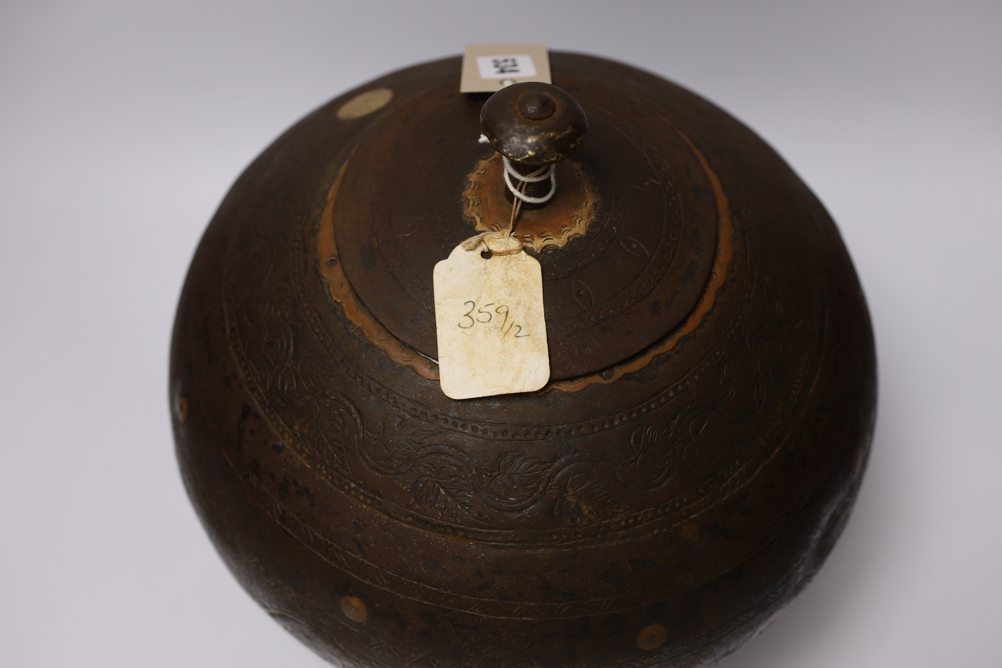 A metal etched eastern squat vase and cover, 32cm high - Image 2 of 4