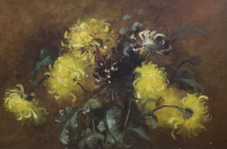 May Long, oil on canvas, Still life of flowers, signed, 50 x 75cm