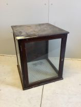 A late Victorian table top shop display cabinet, no key, width 54cm, depth 54cm, height 64cm