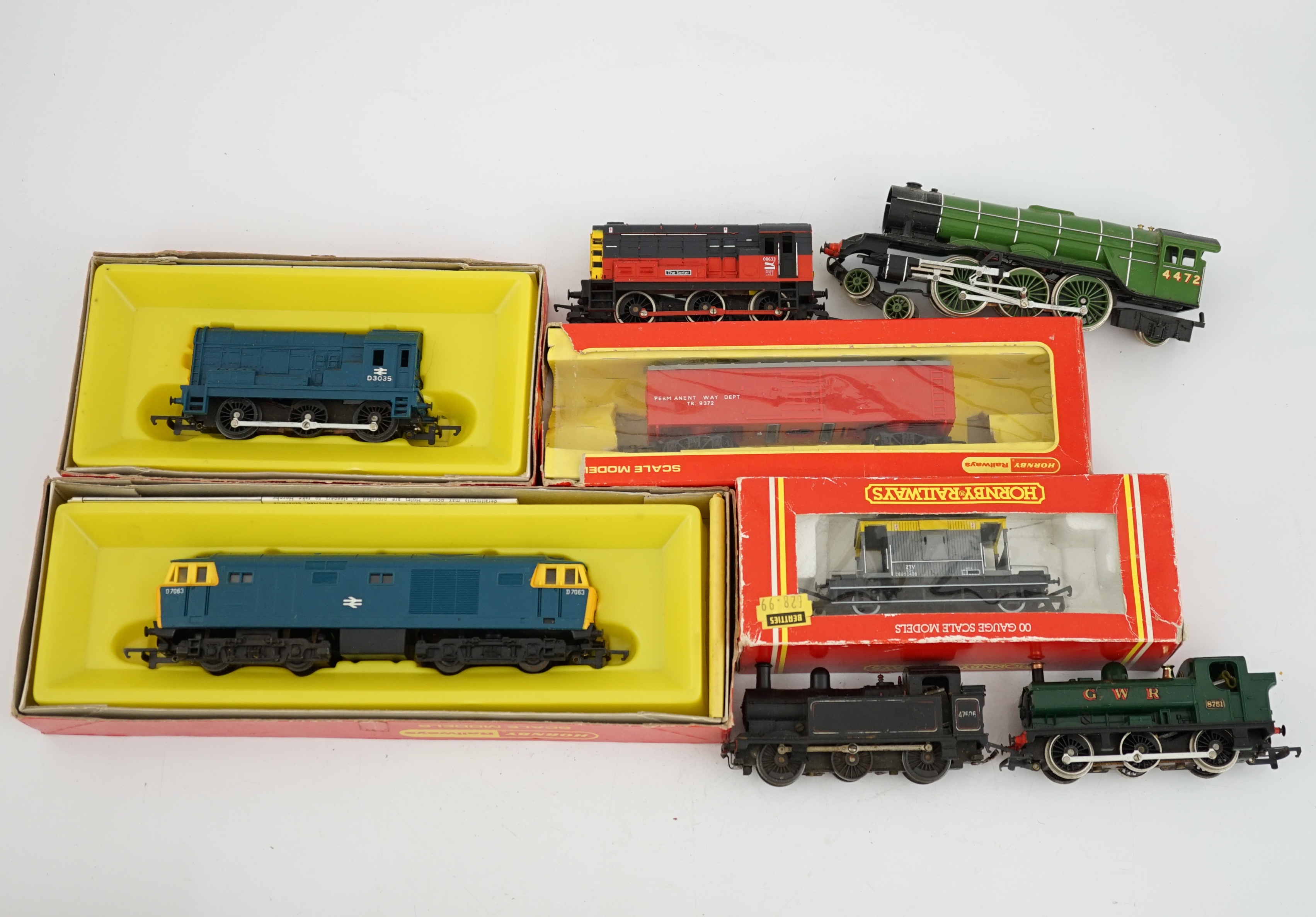 Twenty-three 00 gauge model railway items by Hornby Railways, Lima, etc. including eleven