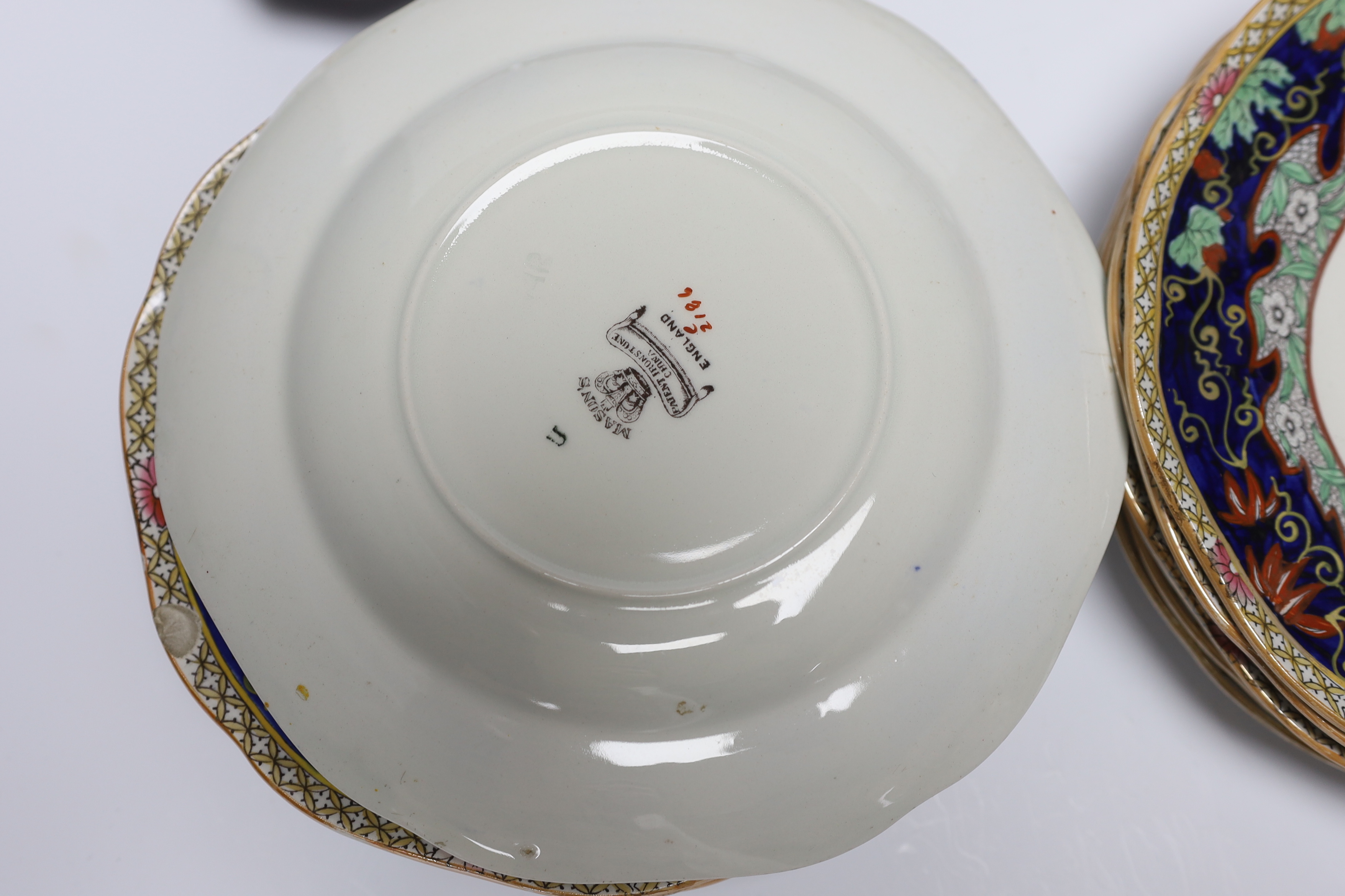 An Edwardian Mason's ironstone dessert service - Image 3 of 5