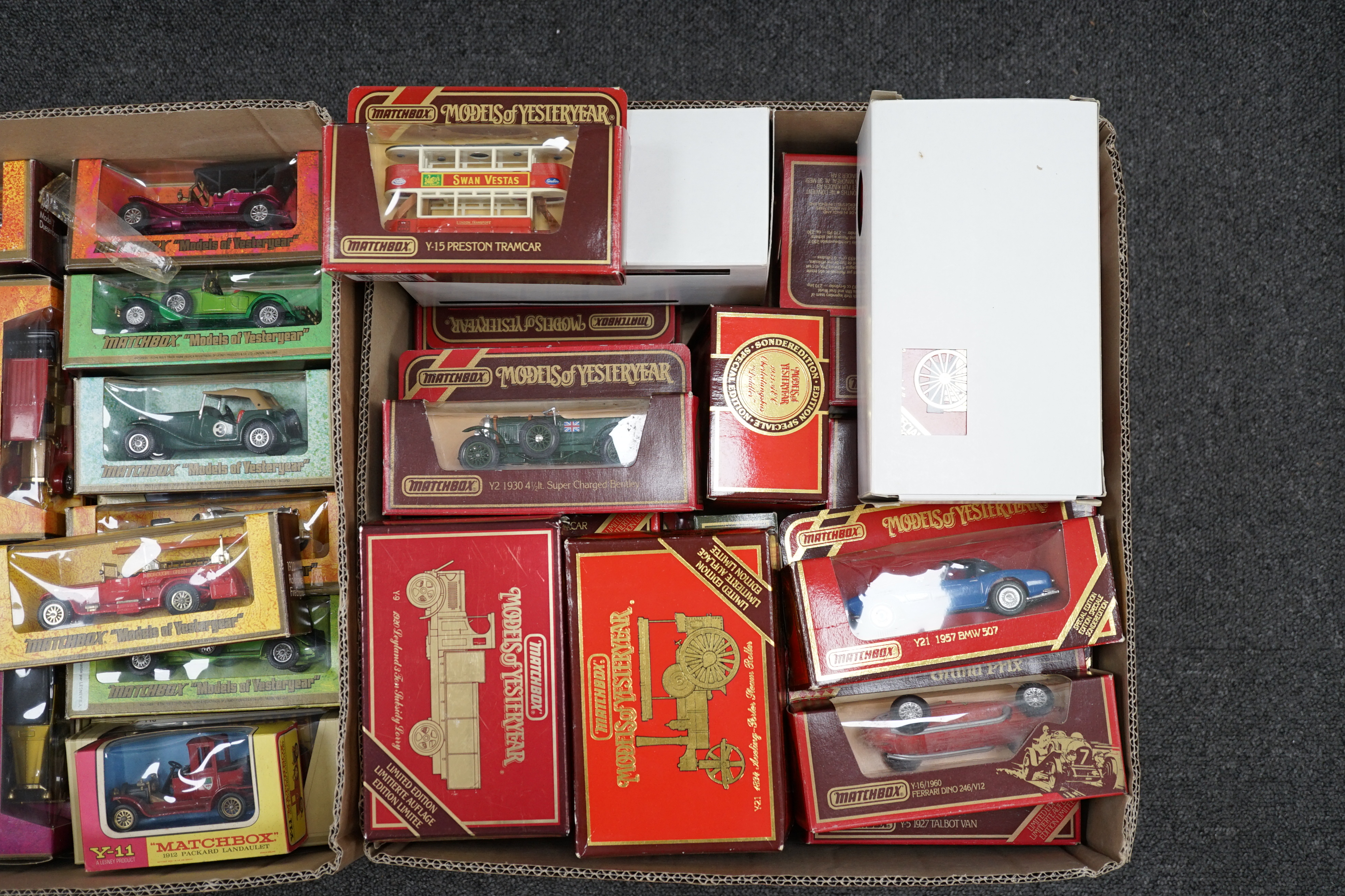 Seventy-nine Matchbox Models of Yesteryear in mainly woodgrain, cream and maroon era boxes, - Image 3 of 8