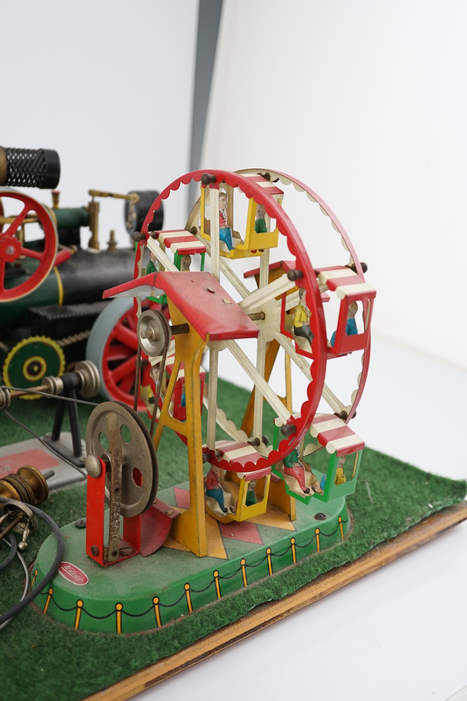 A Wilesco live steam fairground diorama, comprising a D430 pellet fired traction engine, powering - Image 3 of 6