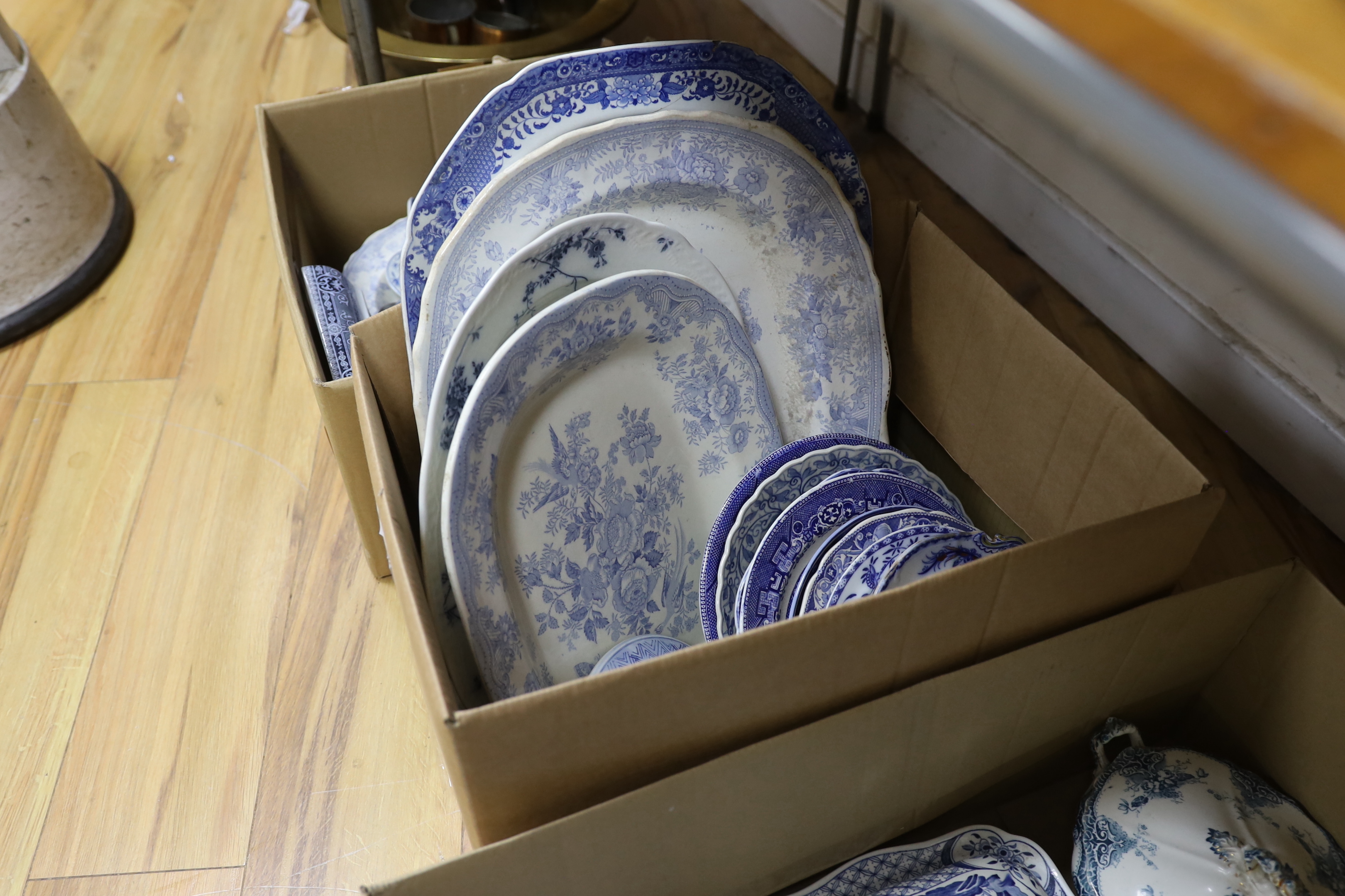 A collection of 19th / 20th century blue and white pottery including platters, tureens and jugs - Image 4 of 4