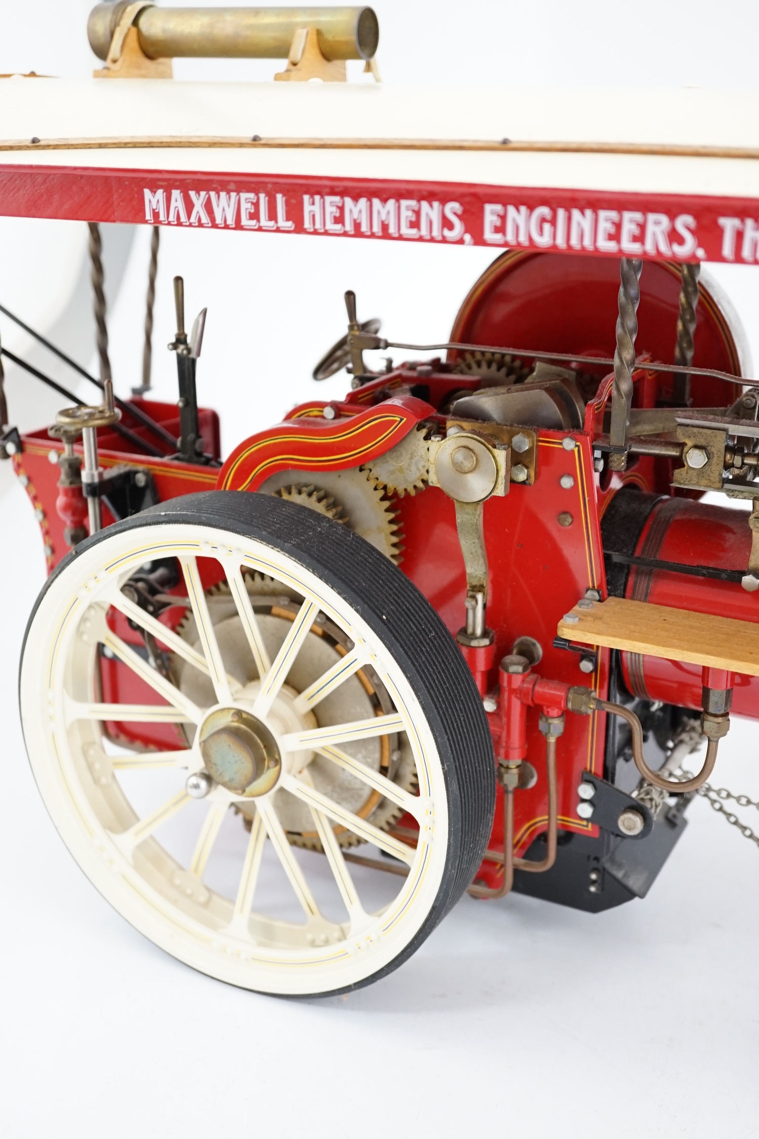 A Maxwell Hemmens one inch scale coal fired Showman's Engine. A single cylinder slide valve engine - Image 7 of 7